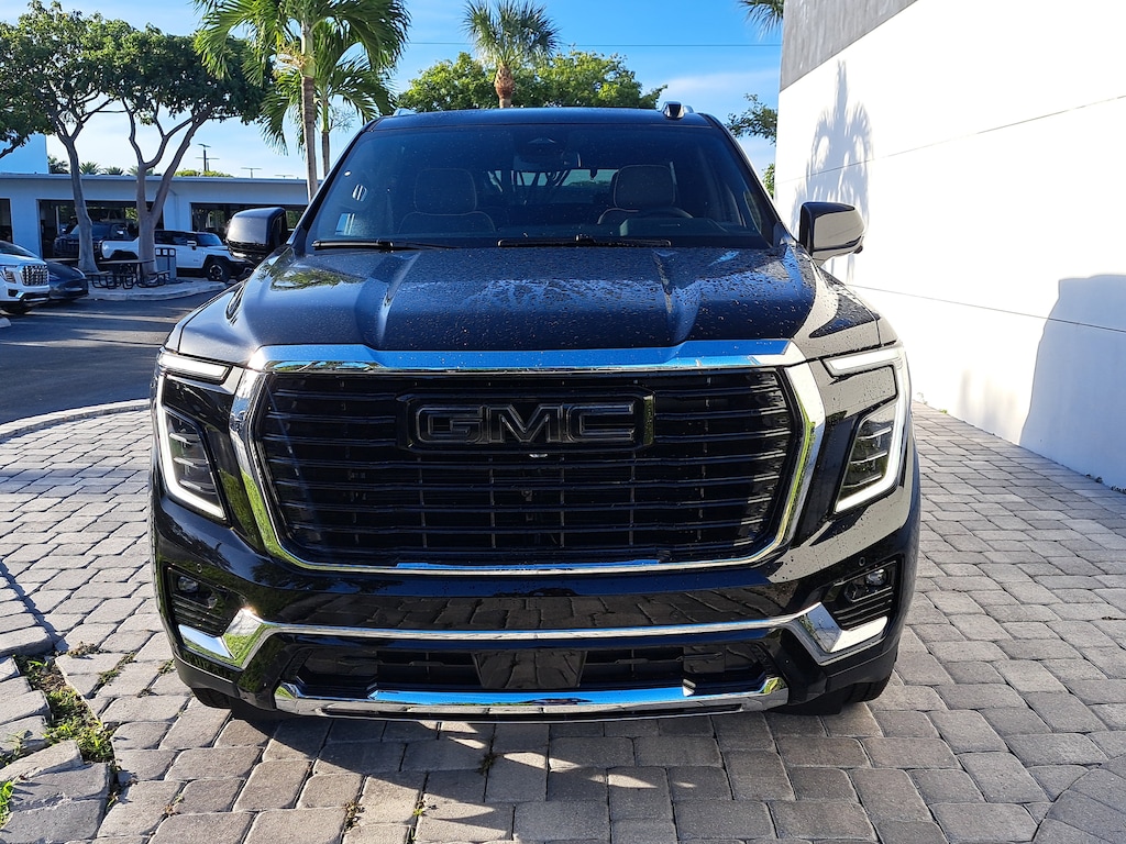 New 2026 GMC Yukon Elevation SUV