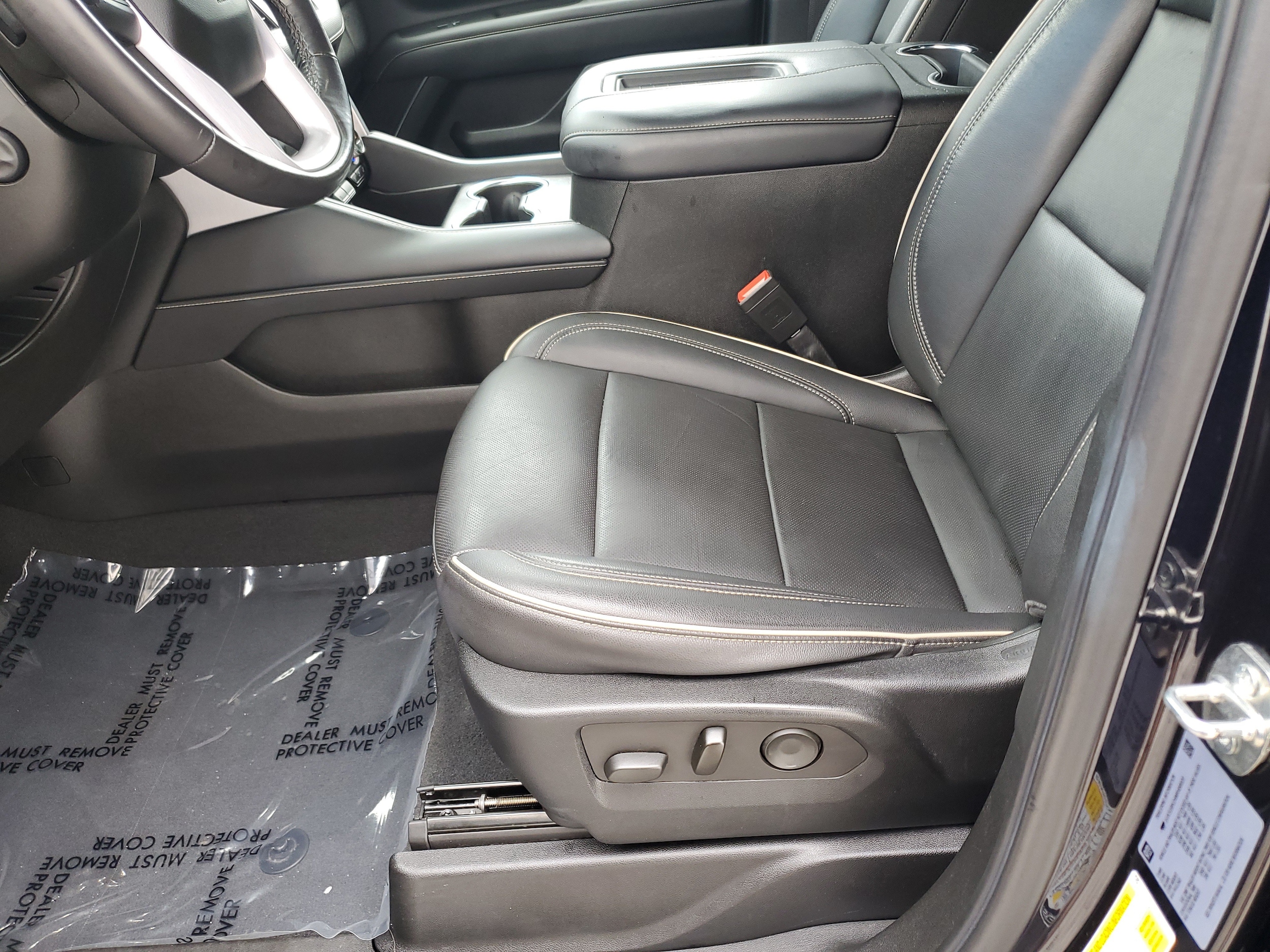 2021 GMC Yukon SLT - Photo 21
