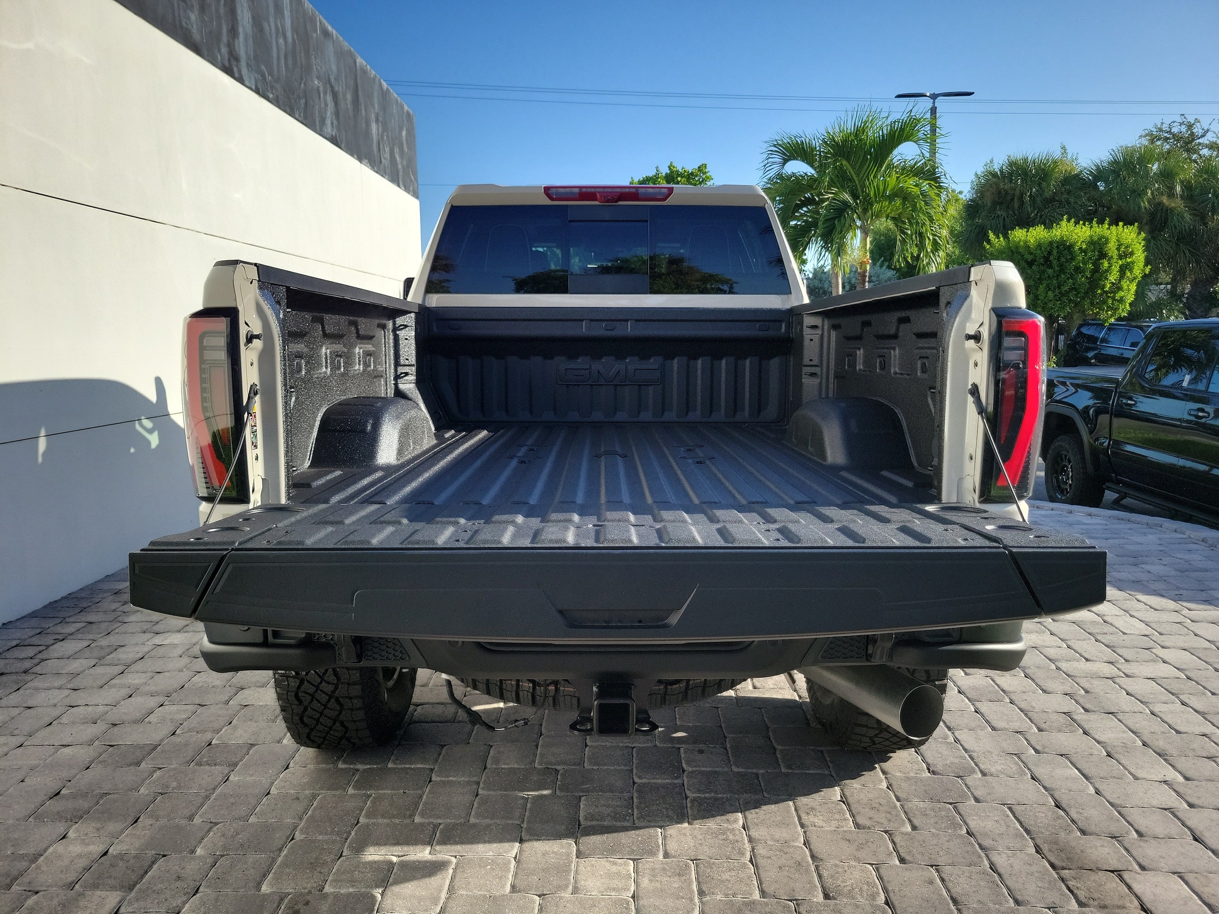 2026 GMC Sierra 2500HD AT4X - Photo 11