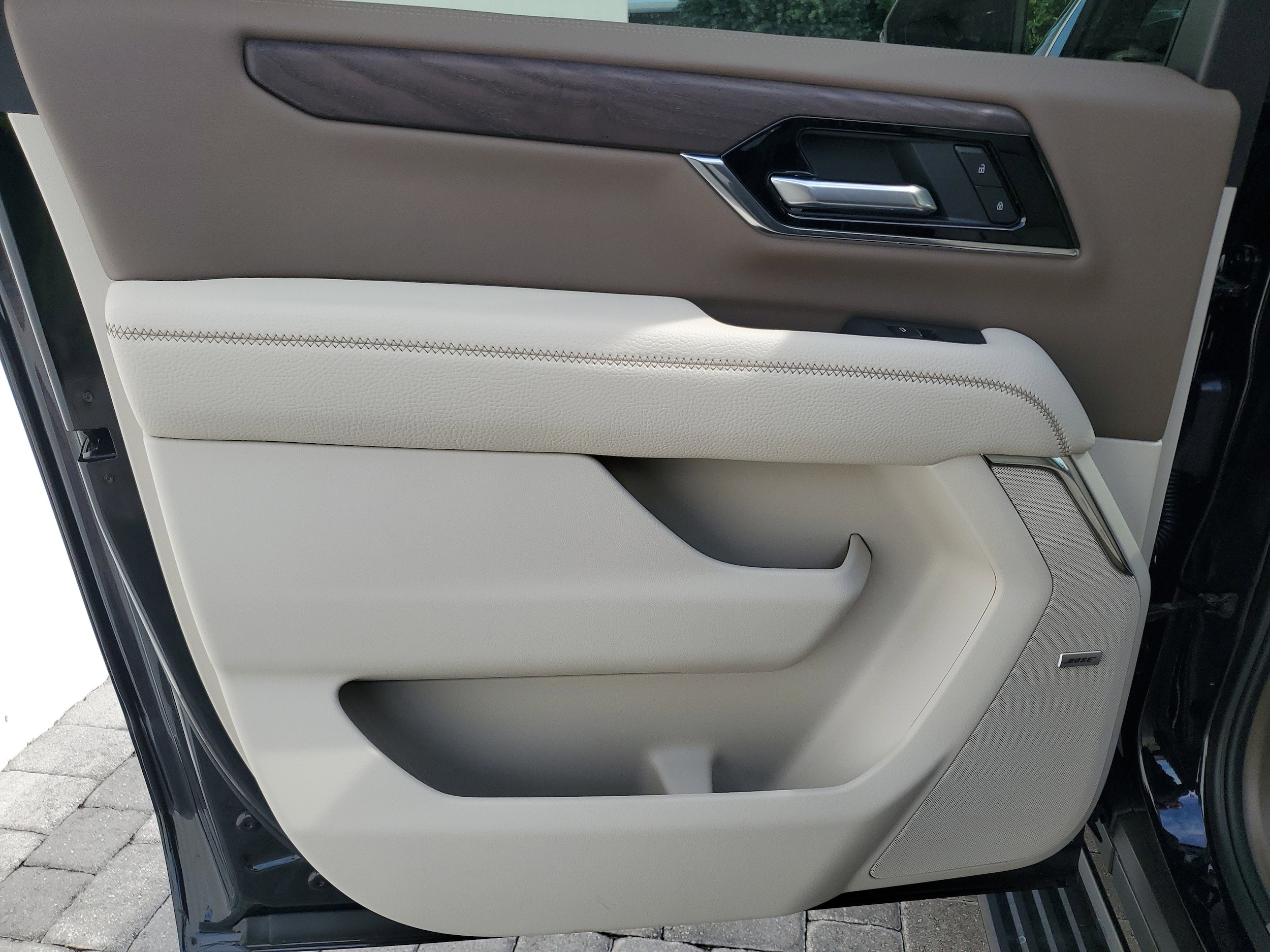2026 GMC Yukon XL Denali - Photo 12