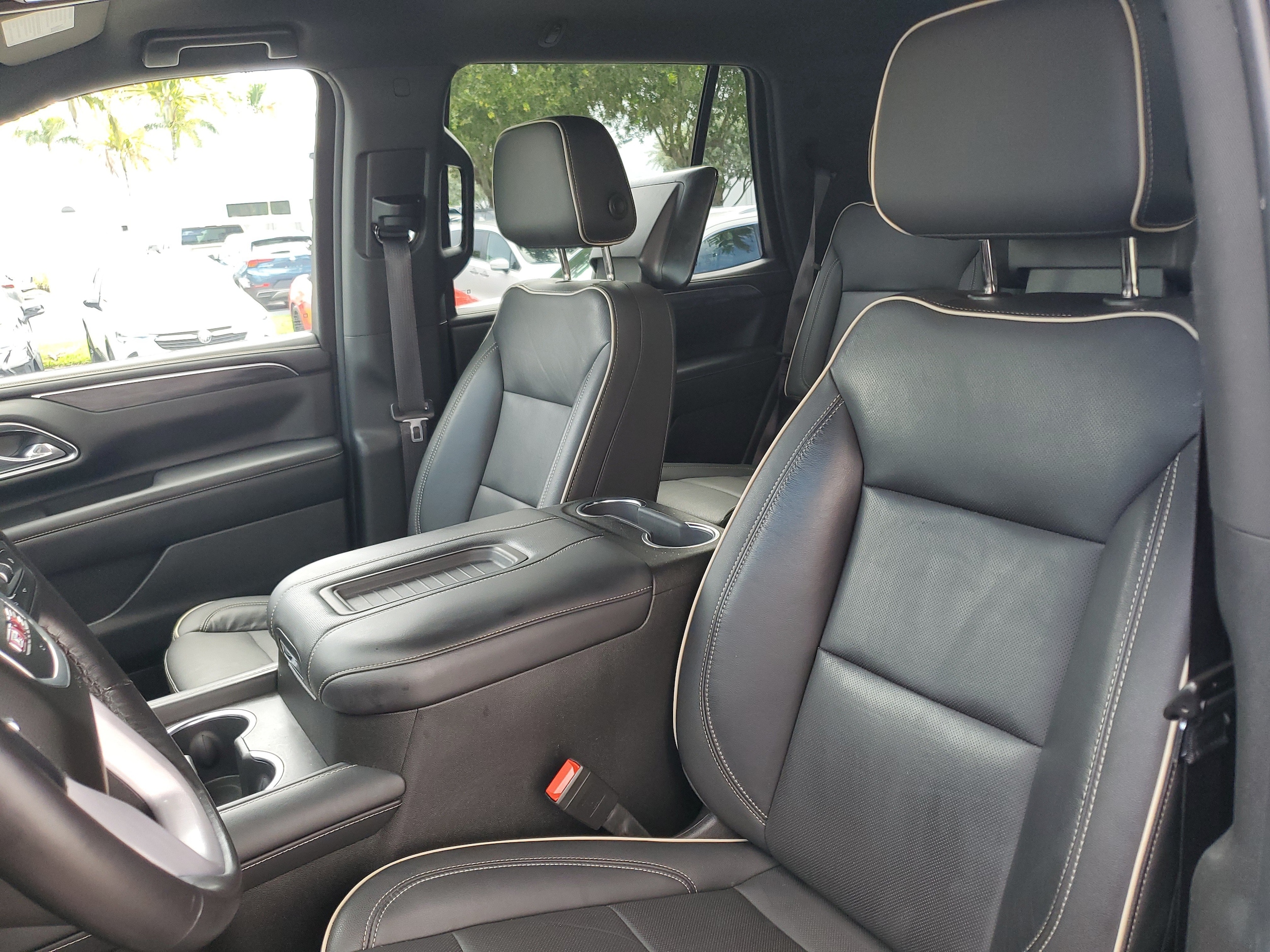 2021 GMC Yukon SLT - Photo 20