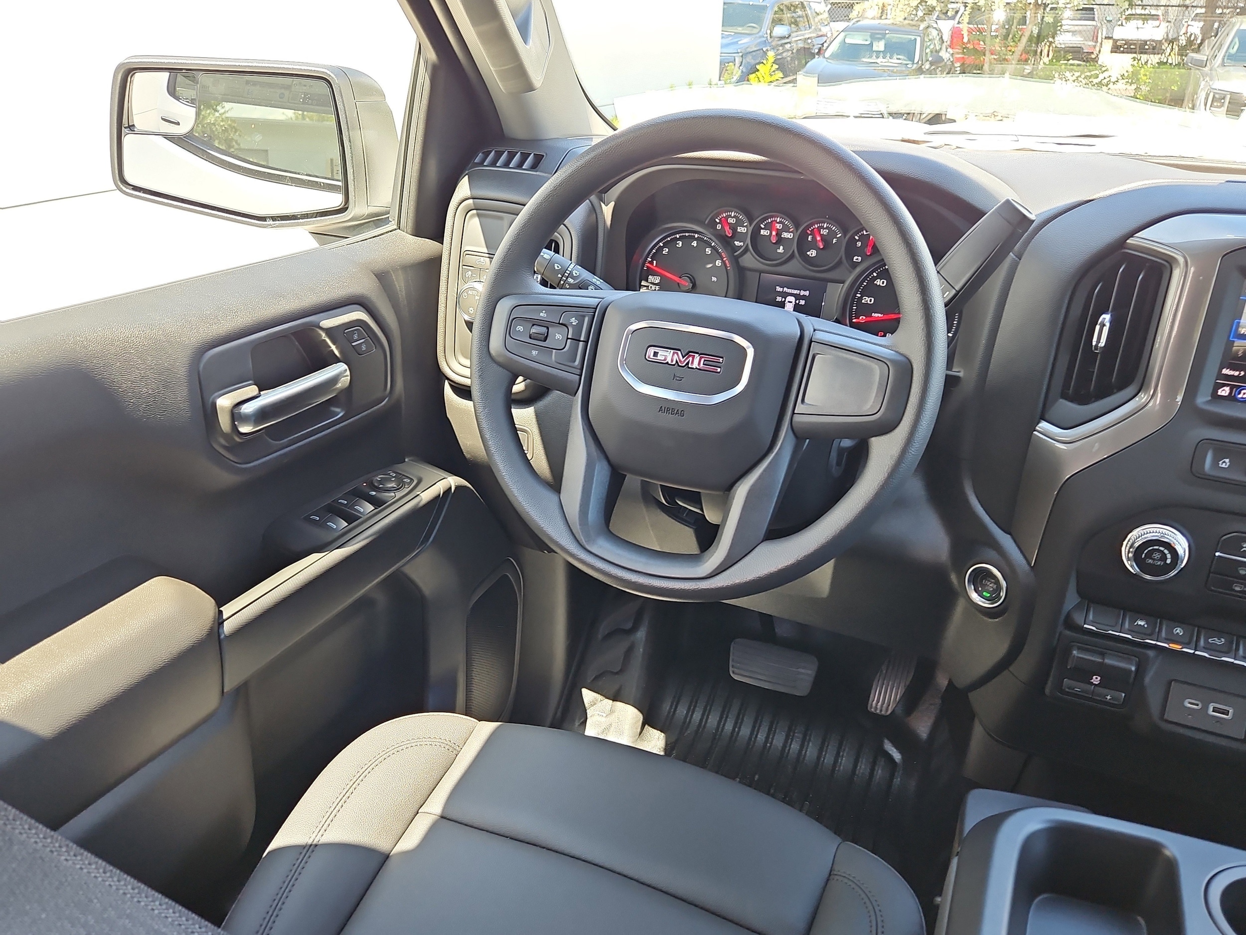 2026 GMC Sierra 1500 Pro - Photo 10