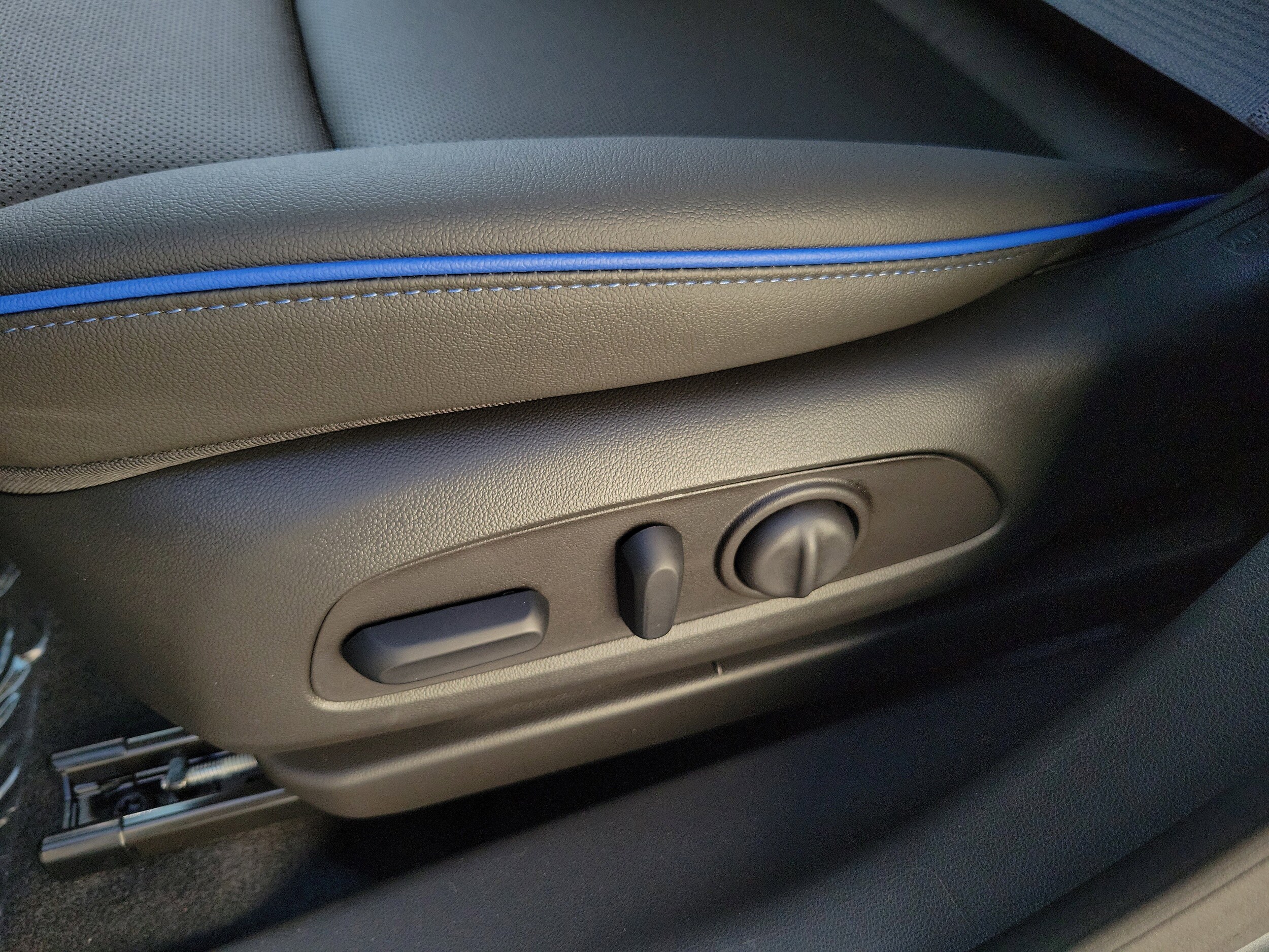2026 Buick Encore GX Sport Touring - Photo 24