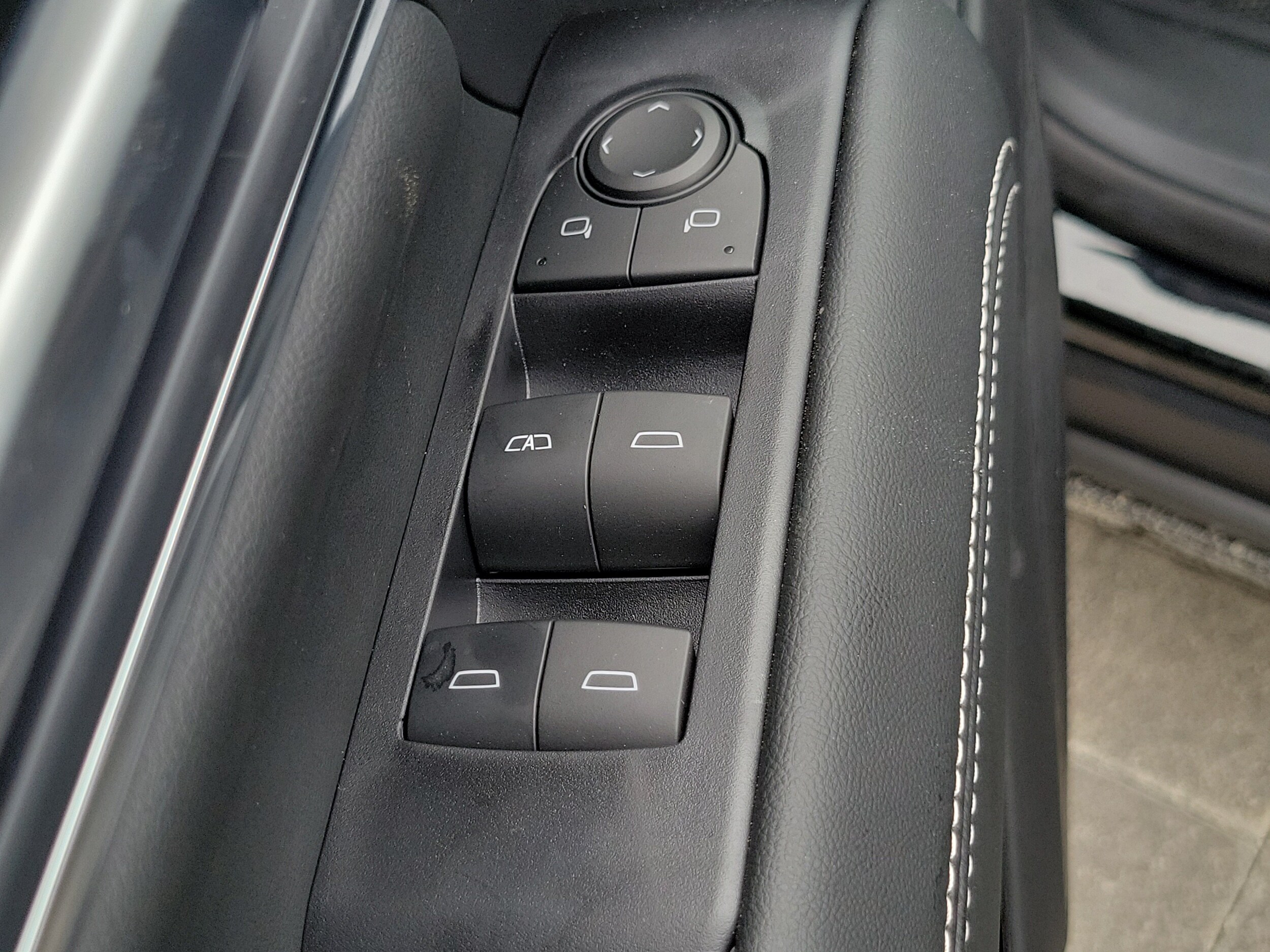 2027 GMC Terrain Elevation - Photo 20