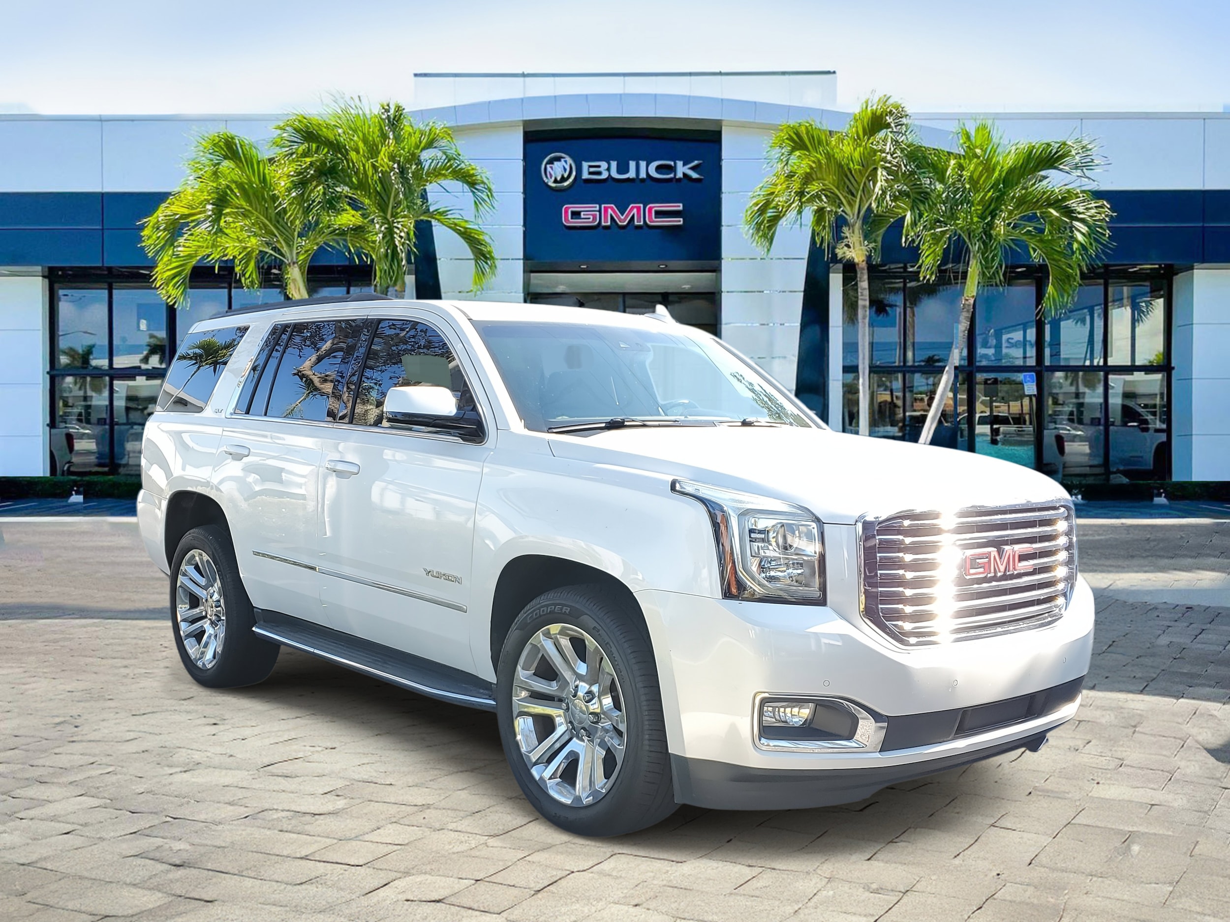 2019 GMC Yukon SLT's photo