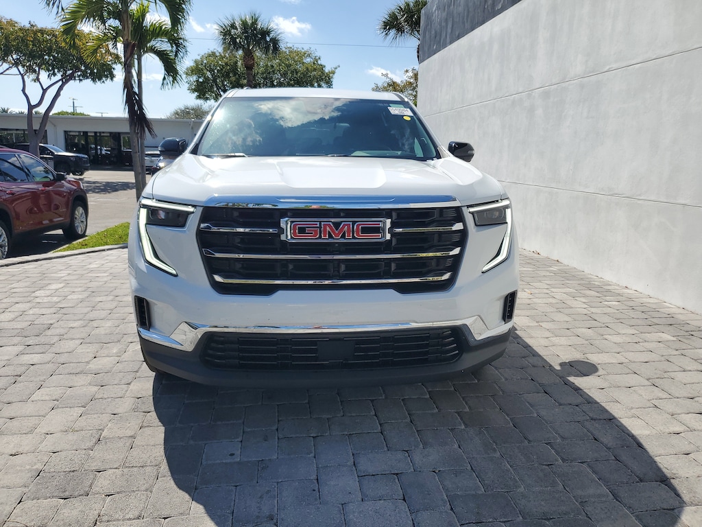 Used 2025 GMC Acadia Elevation SUV