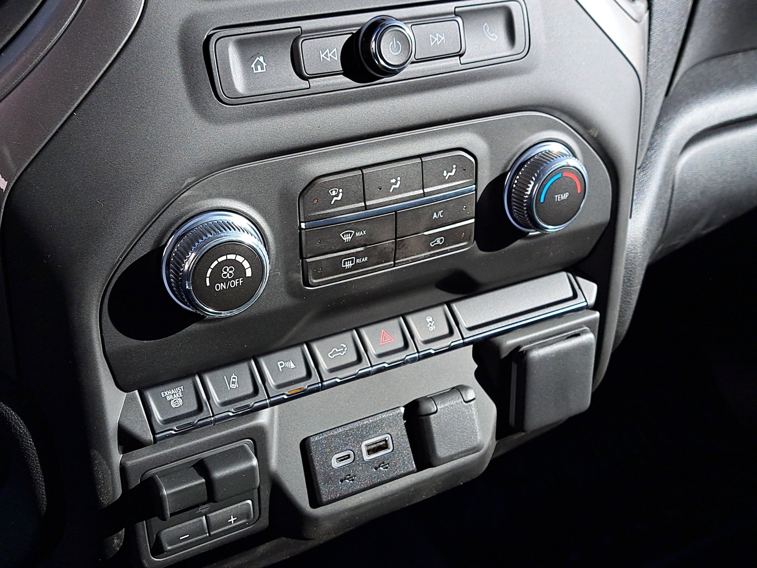 2026 GMC Sierra 2500HD Pro - Photo 30