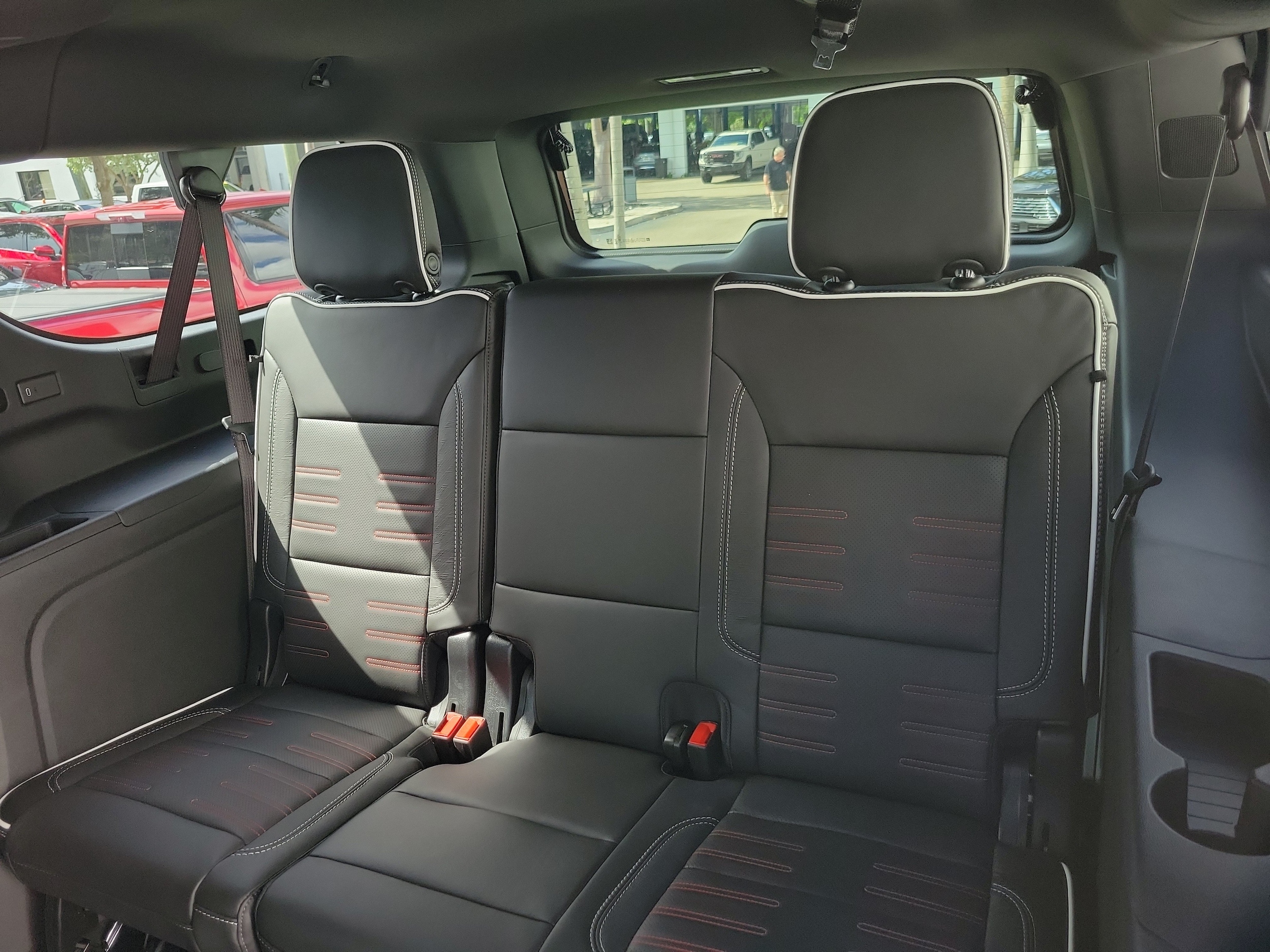 2026 GMC Yukon XL AT4 Ultimate - Photo 13