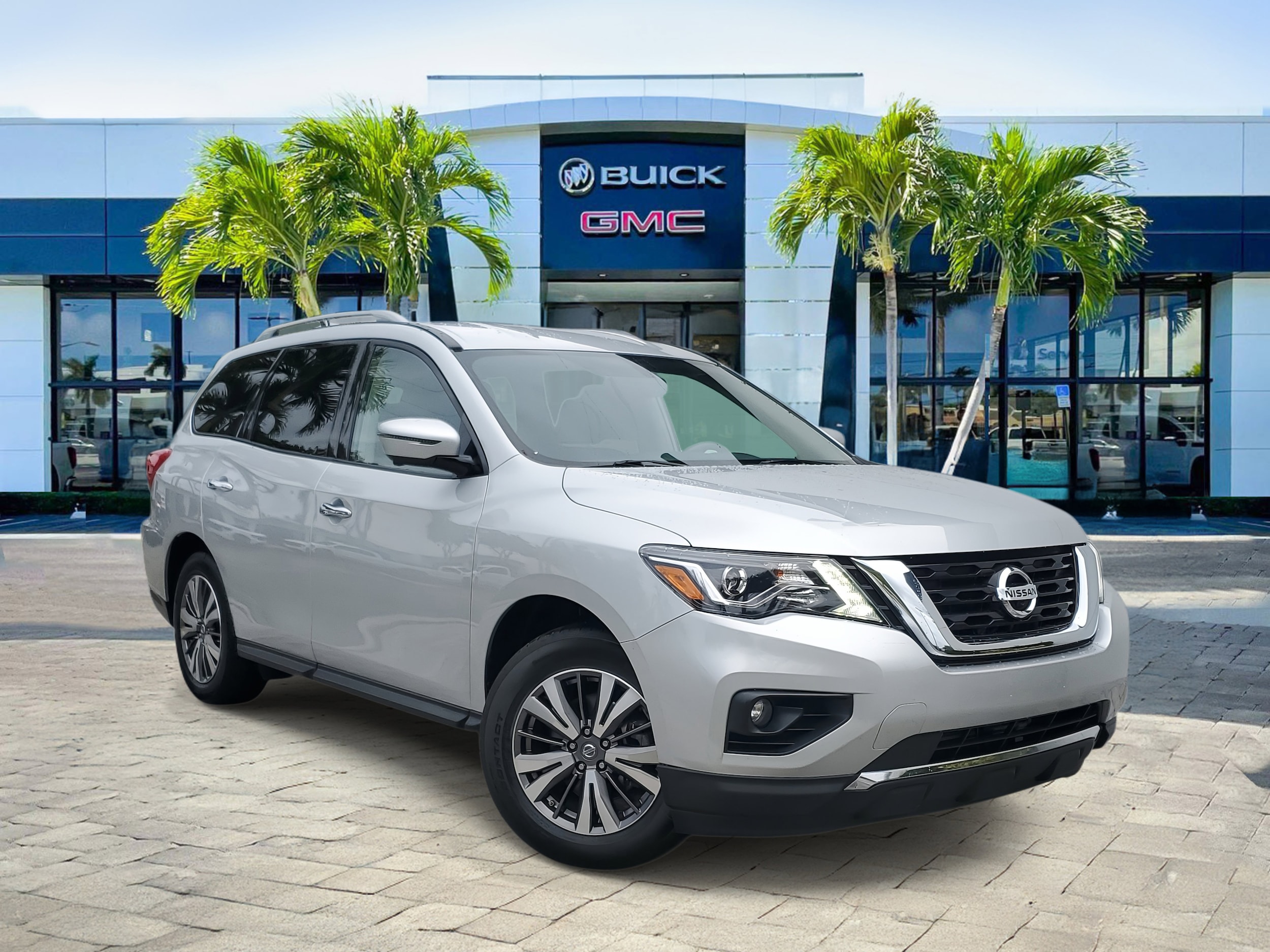 2019 Nissan Pathfinder SL