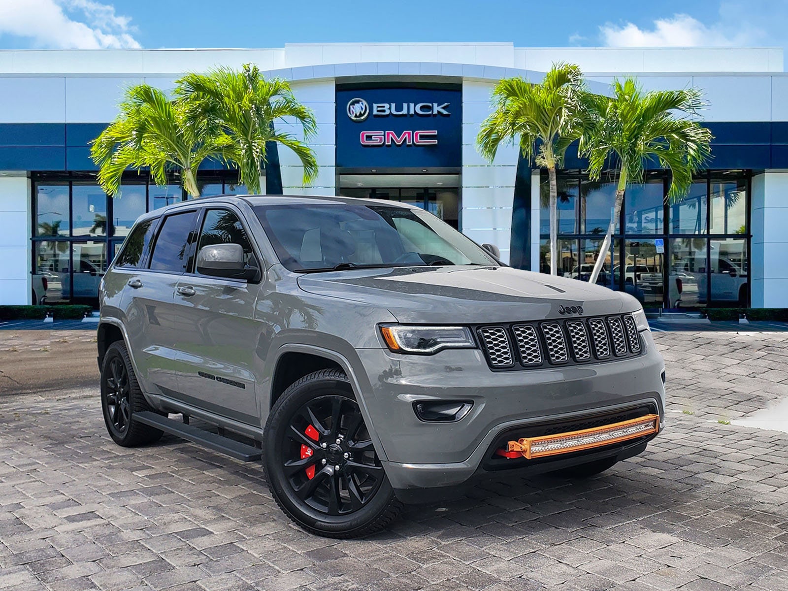 2021 Jeep Grand Cherokee Laredo X 4WD's photo