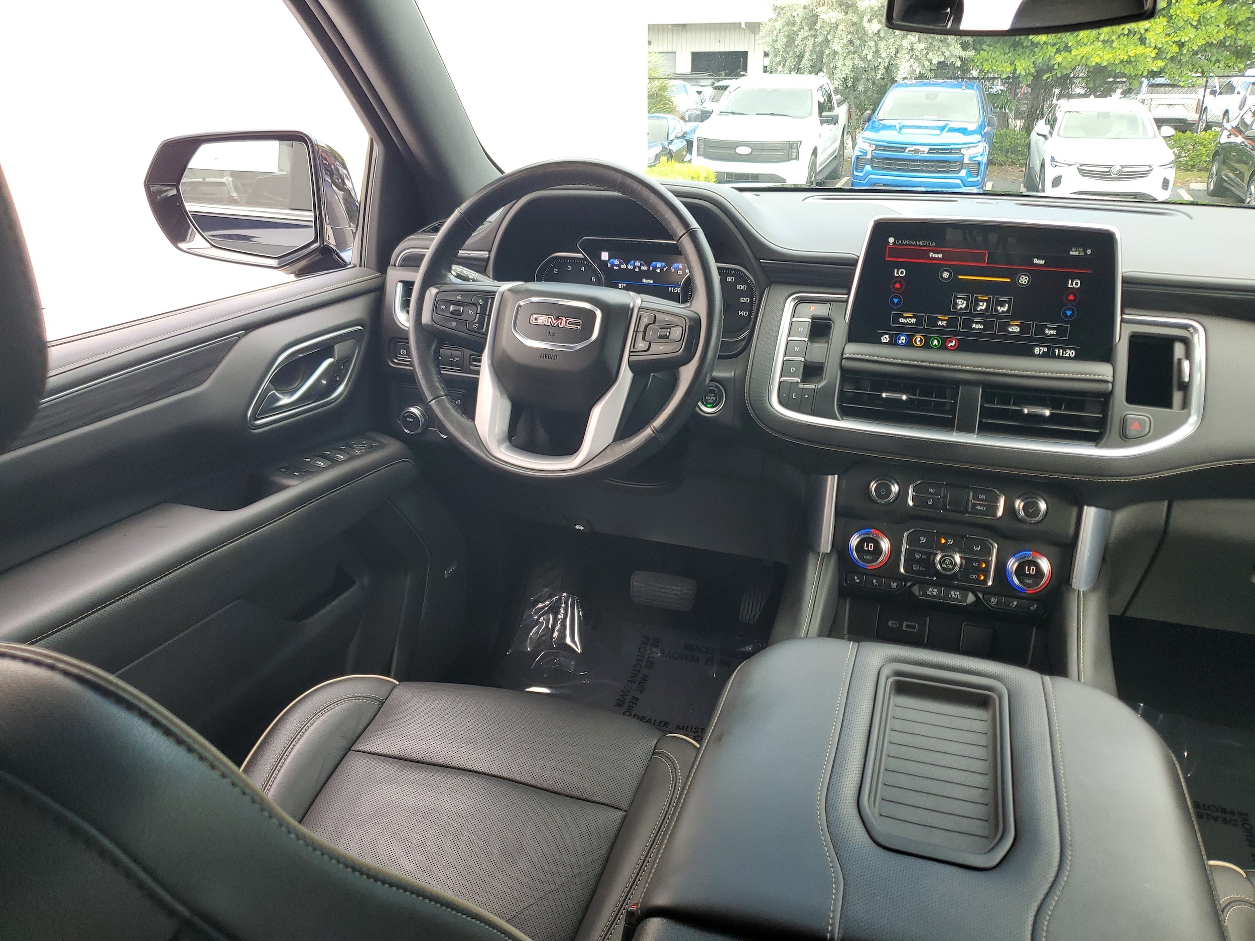 2021 GMC Yukon SLT - Photo 15