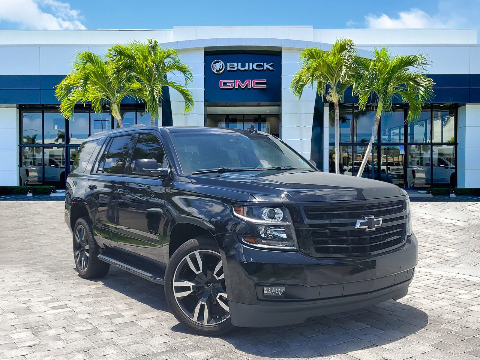 2019 Chevrolet Tahoe 2WD Premier's photo