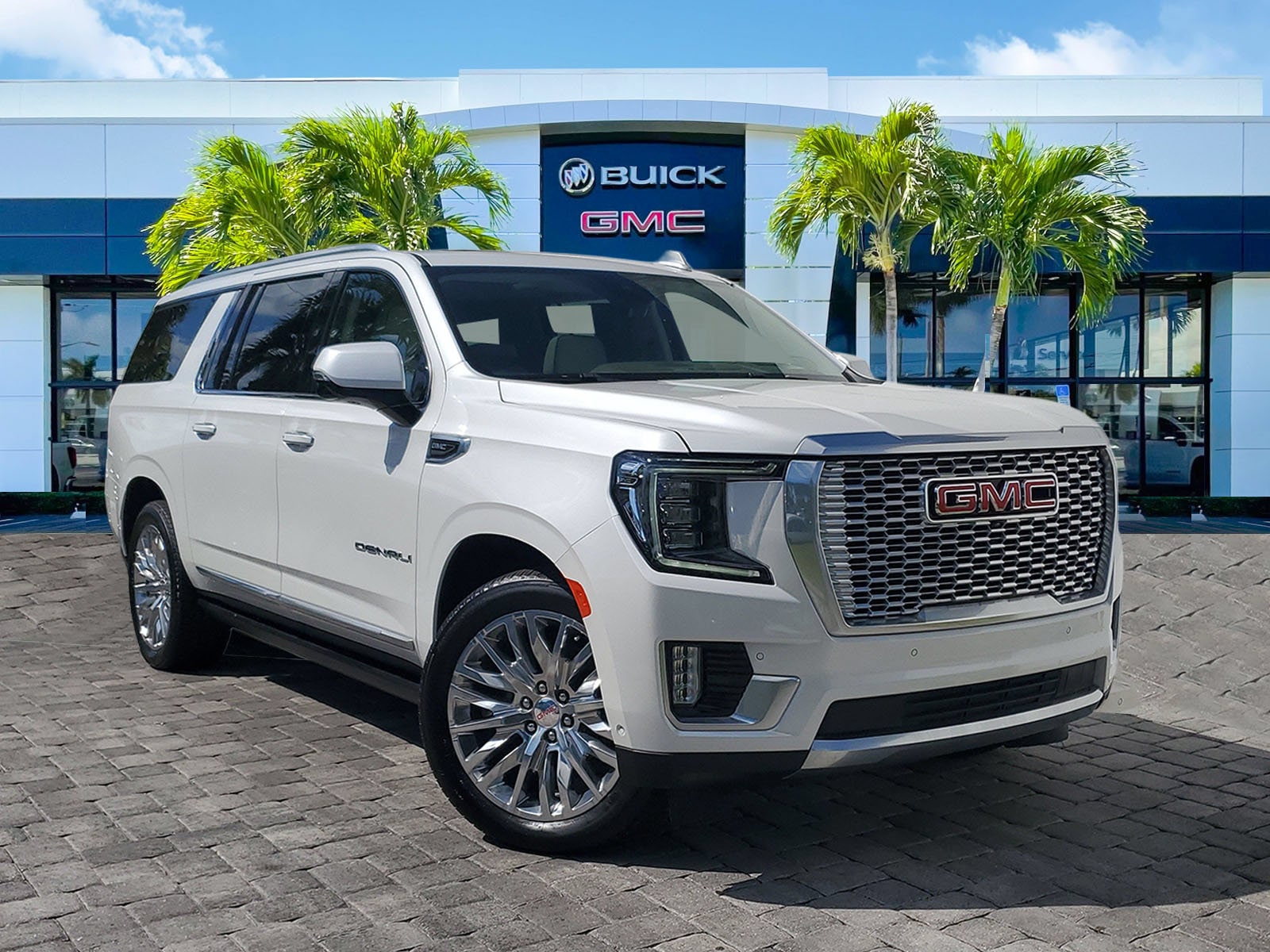 2024 GMC Yukon XL Denali