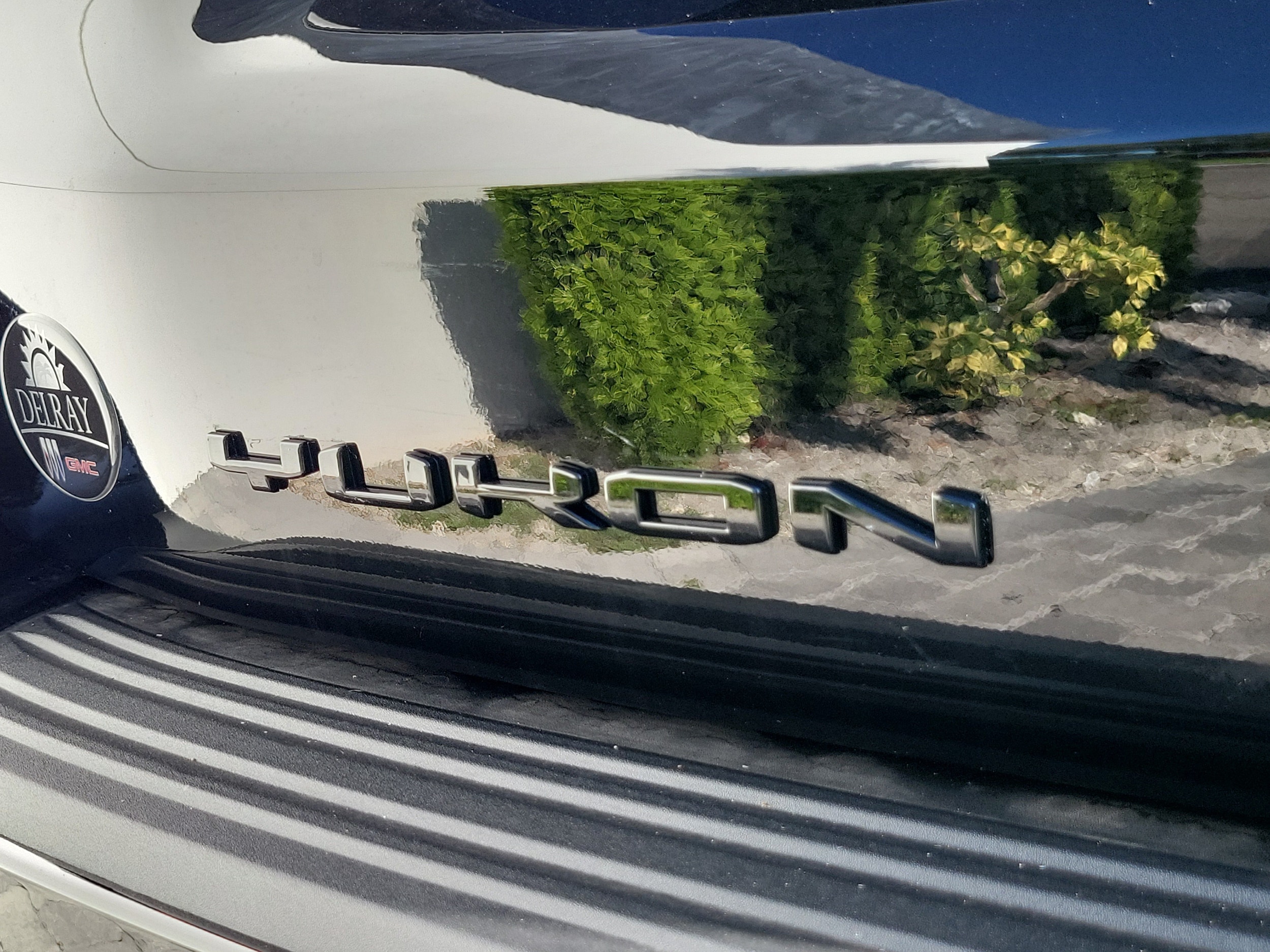 2026 GMC Yukon XL Denali - Photo 7