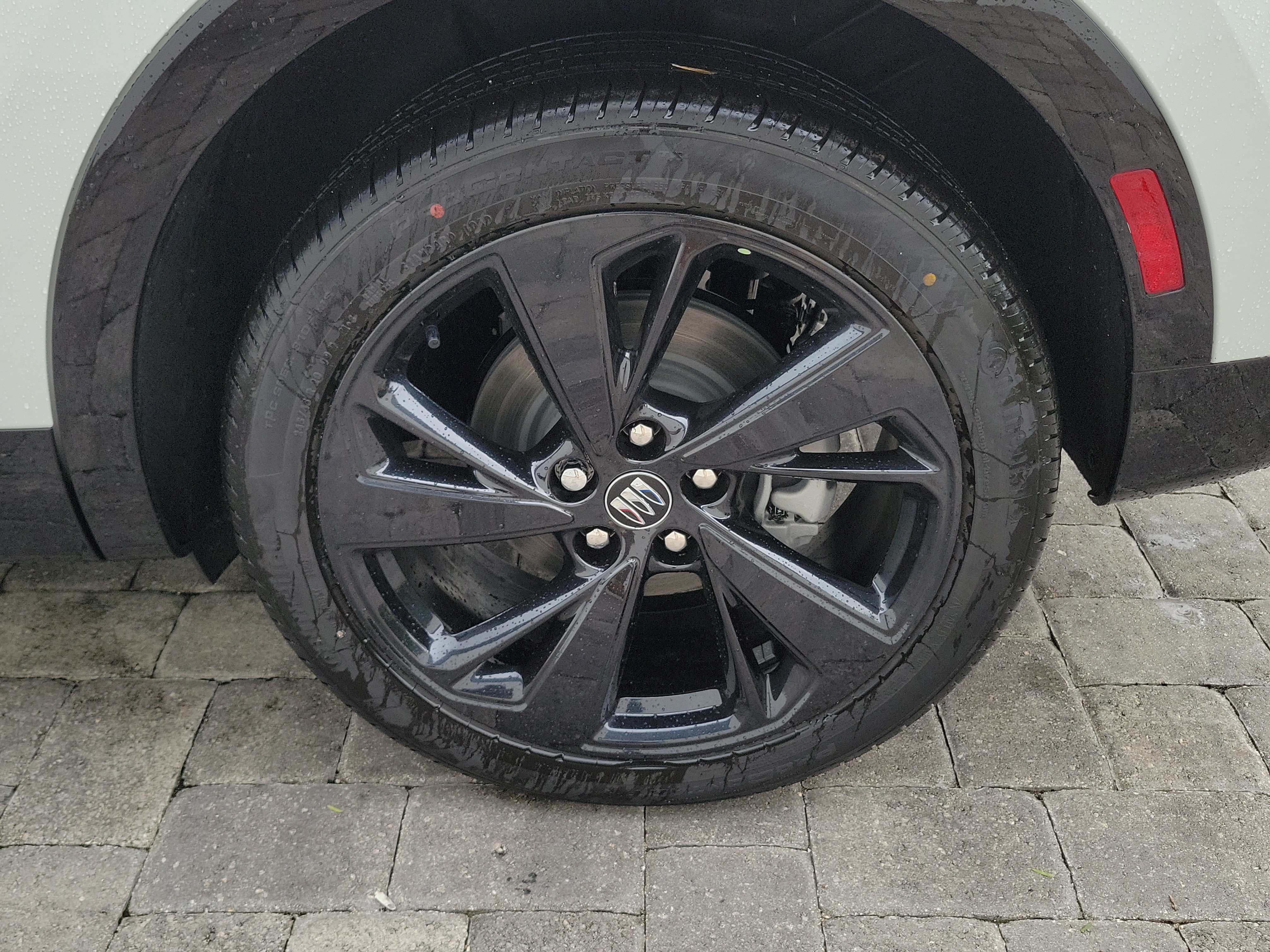 2026 Buick Envision Sport Touring - Photo 9