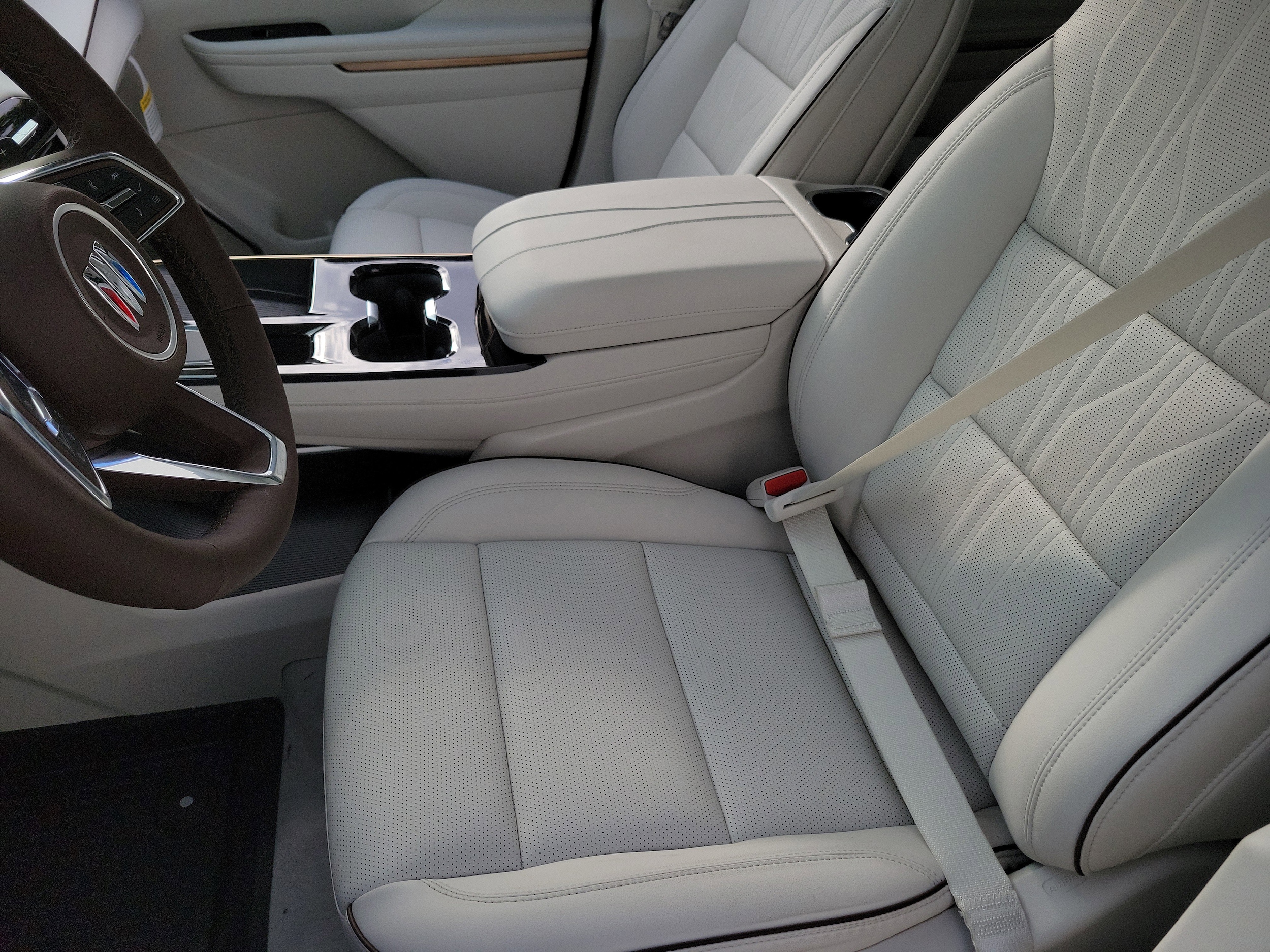 2026 Buick Enclave Avenir - Photo 24