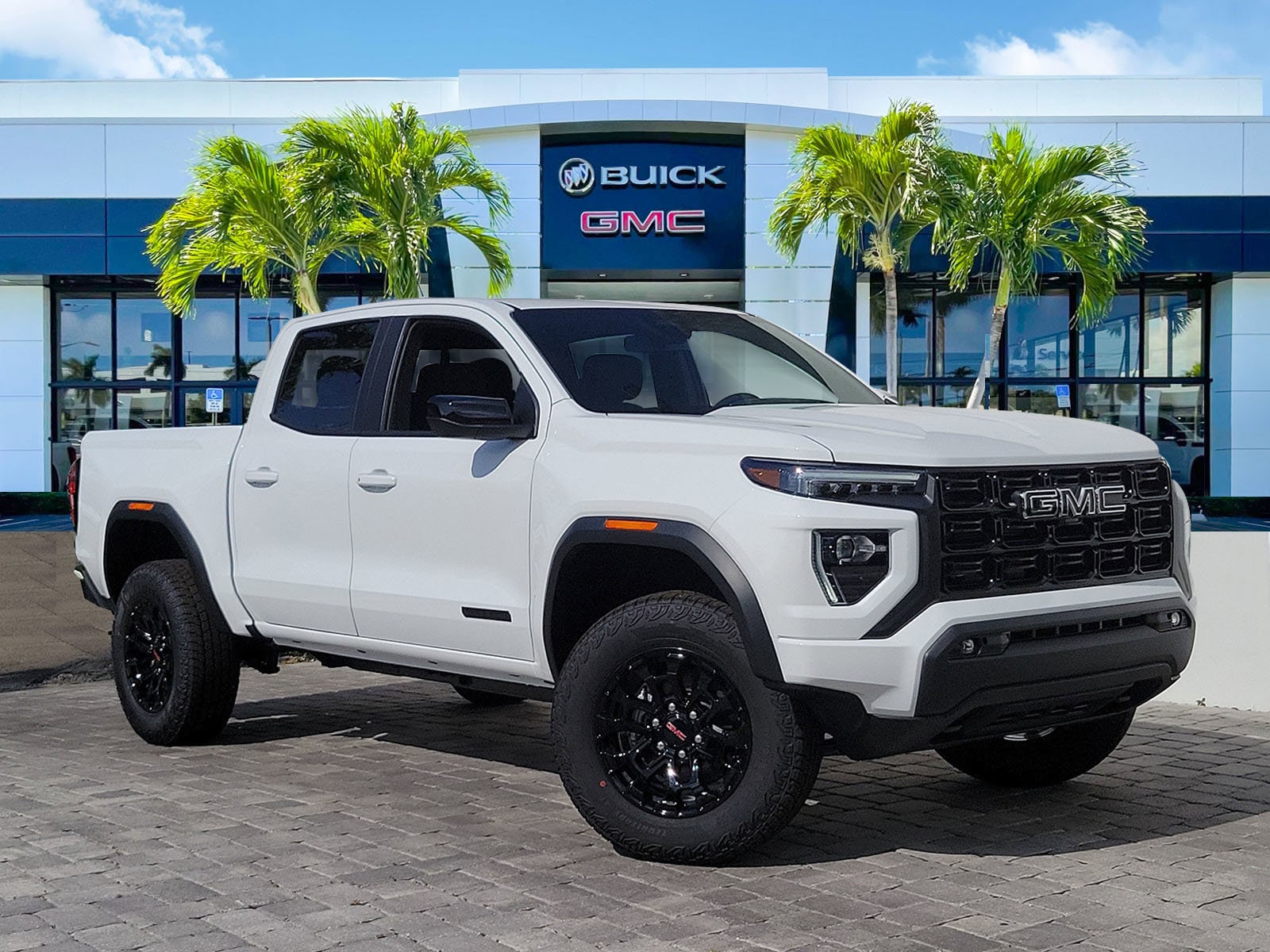 2026 GMC Canyon 2WD Elevation Crew Cab Short Box's photo