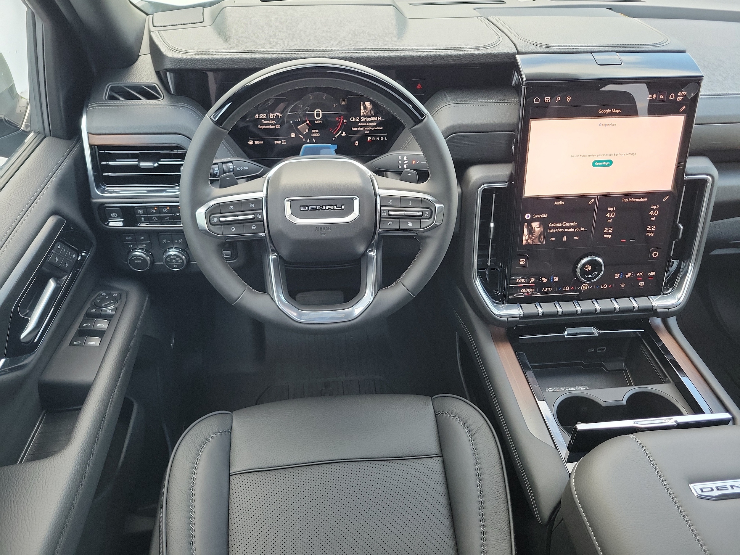 2026 GMC Yukon XL Denali - Photo 16