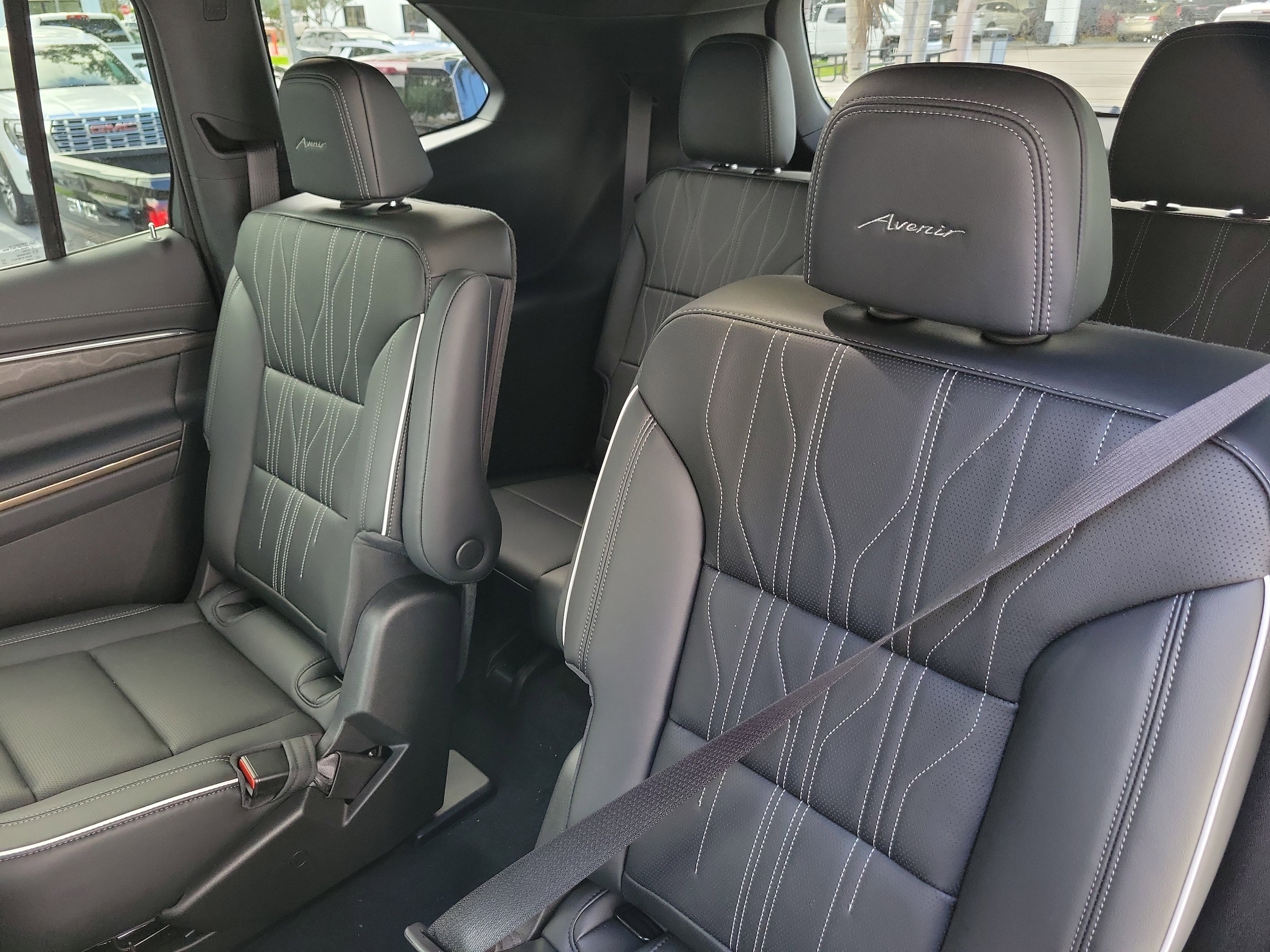 2026 Buick Enclave Avenir - Photo 14
