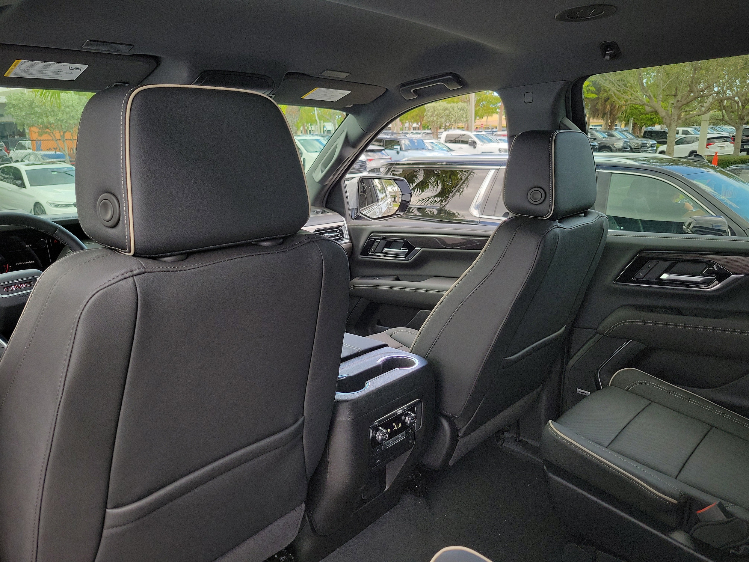 2026 GMC Yukon XL Elevation - Photo 15