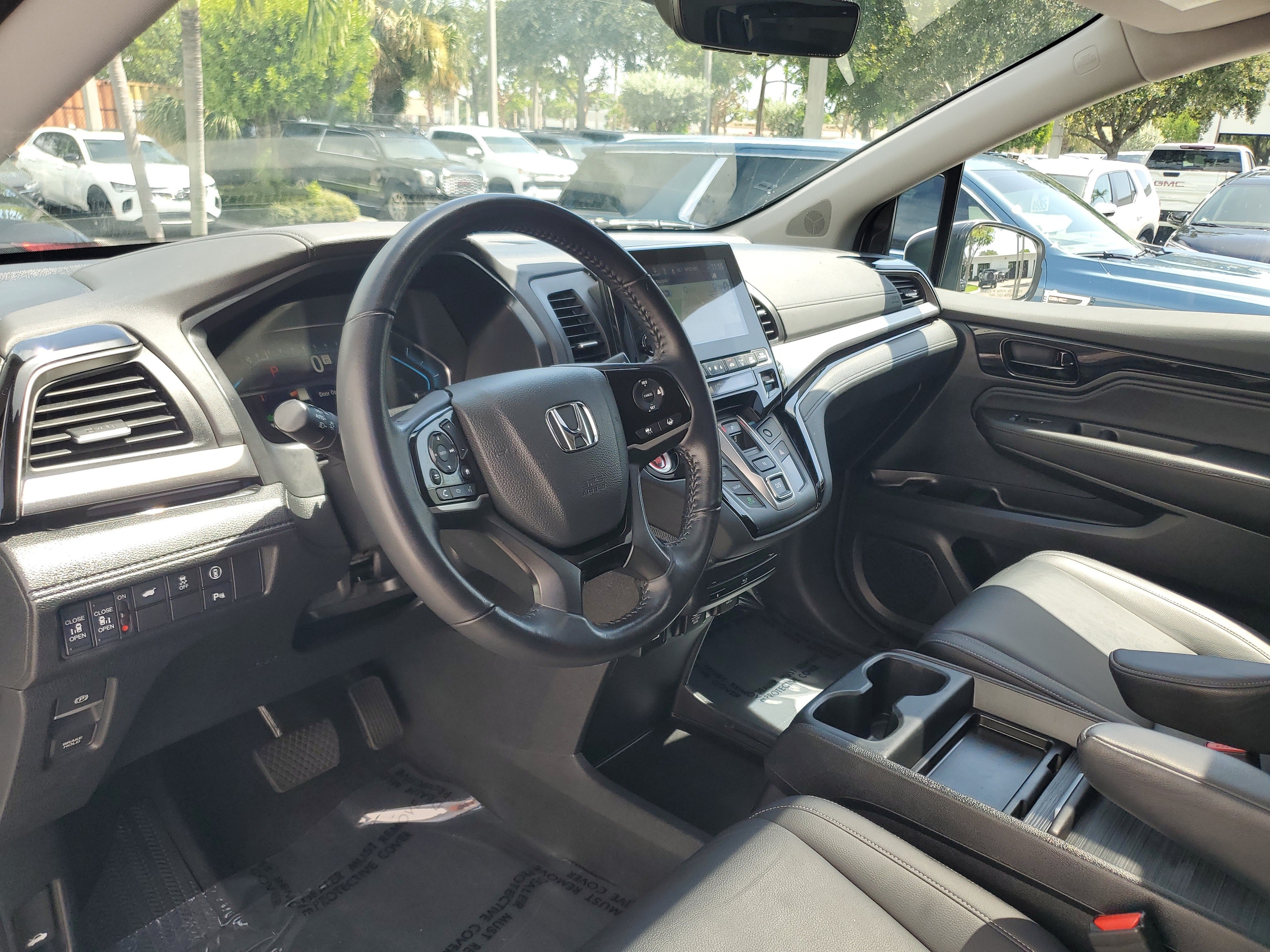 2024 Honda Odyssey Touring - Photo 22