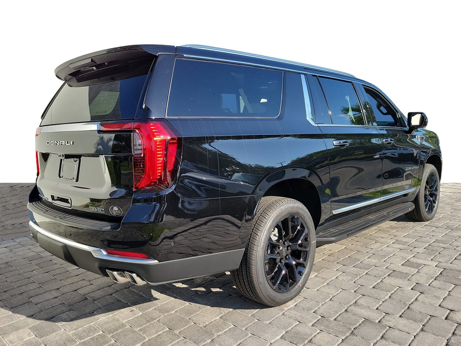 2026 GMC Yukon XL Denali - Photo 6