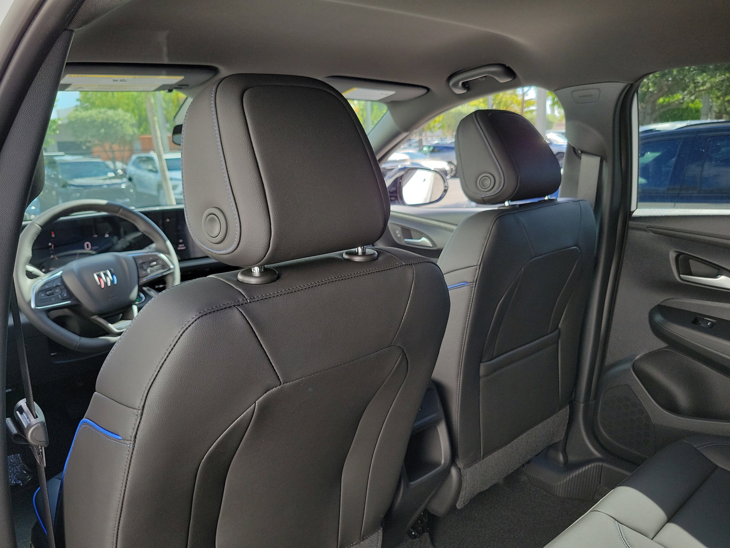 2026 Buick Envista Sport Touring - Photo 13
