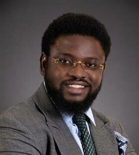 Staff member Henrique Eduardo from ID_b69802