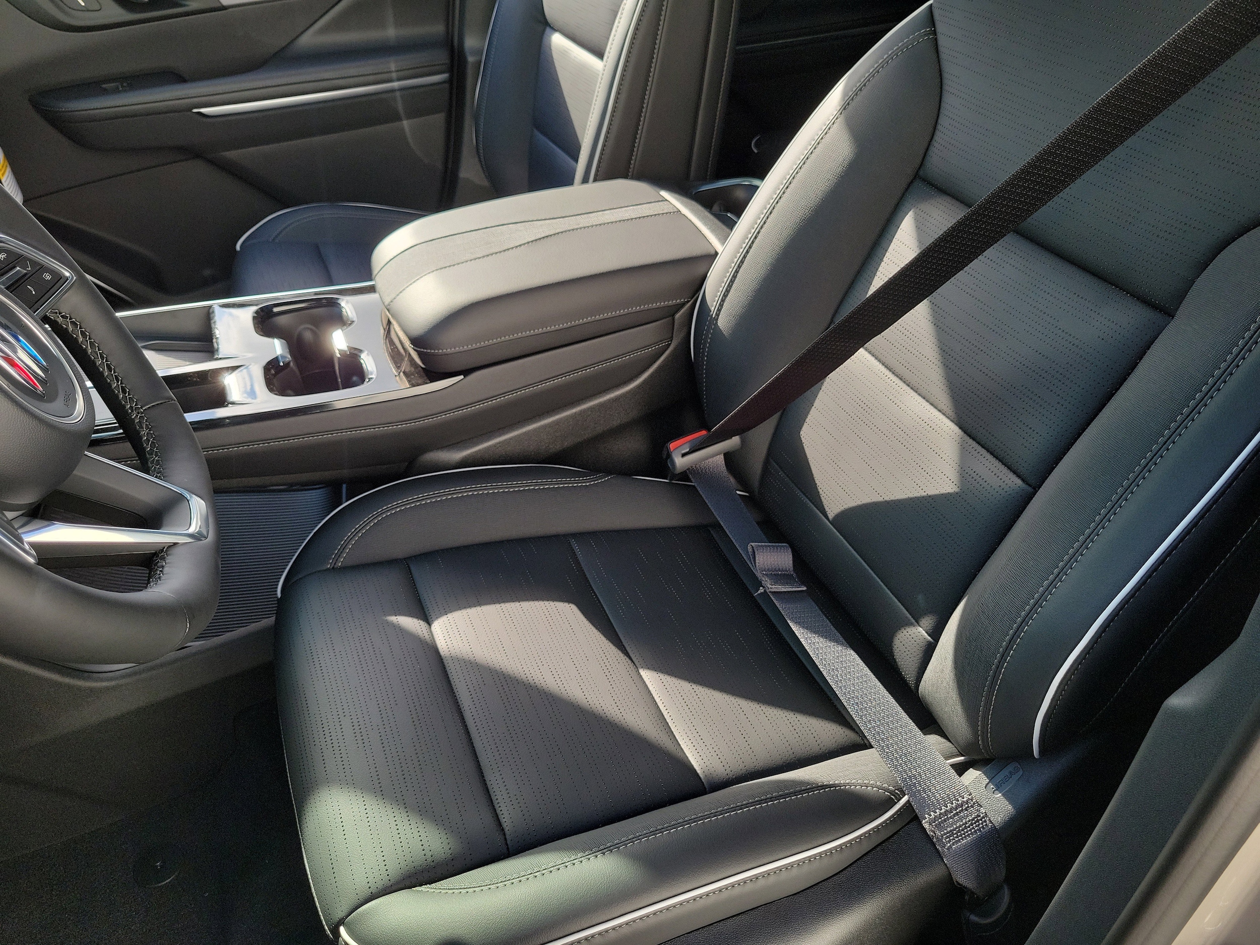 2026 Buick Enclave Sport Touring - Photo 23