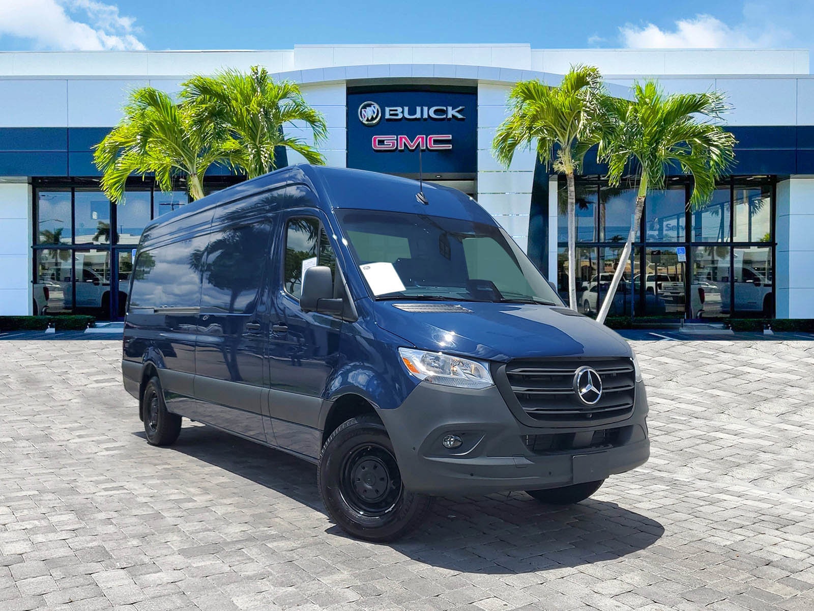 2026 Mercedes-Benz Sprinter 2500 170 WB High Roof's photo