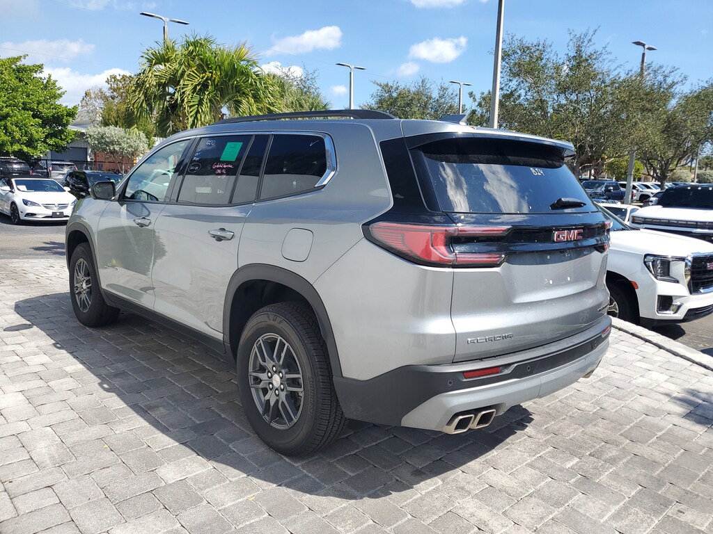 Used 2025 GMC Acadia Elevation SUV