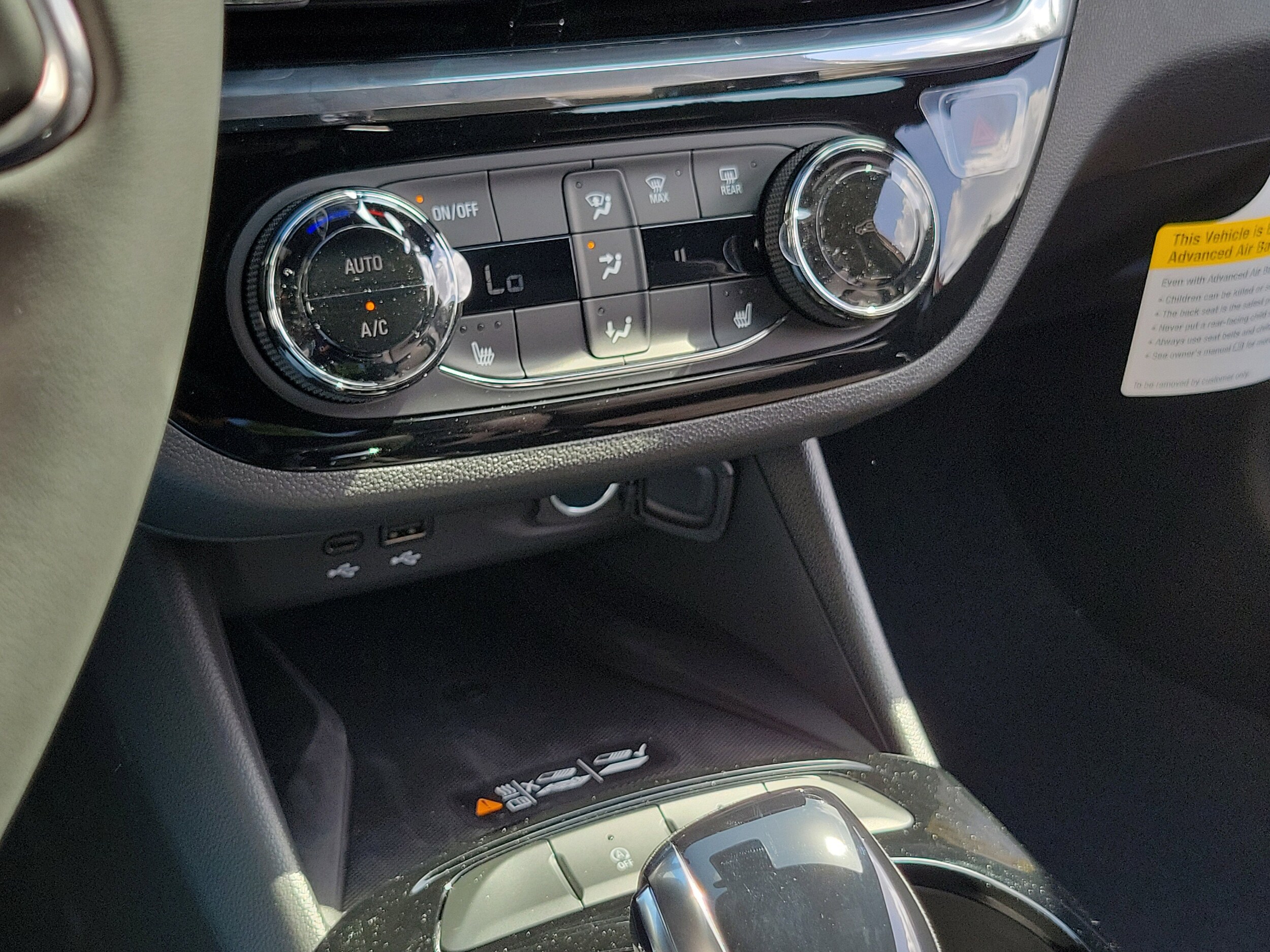 2026 Buick Envista Sport Touring - Photo 30