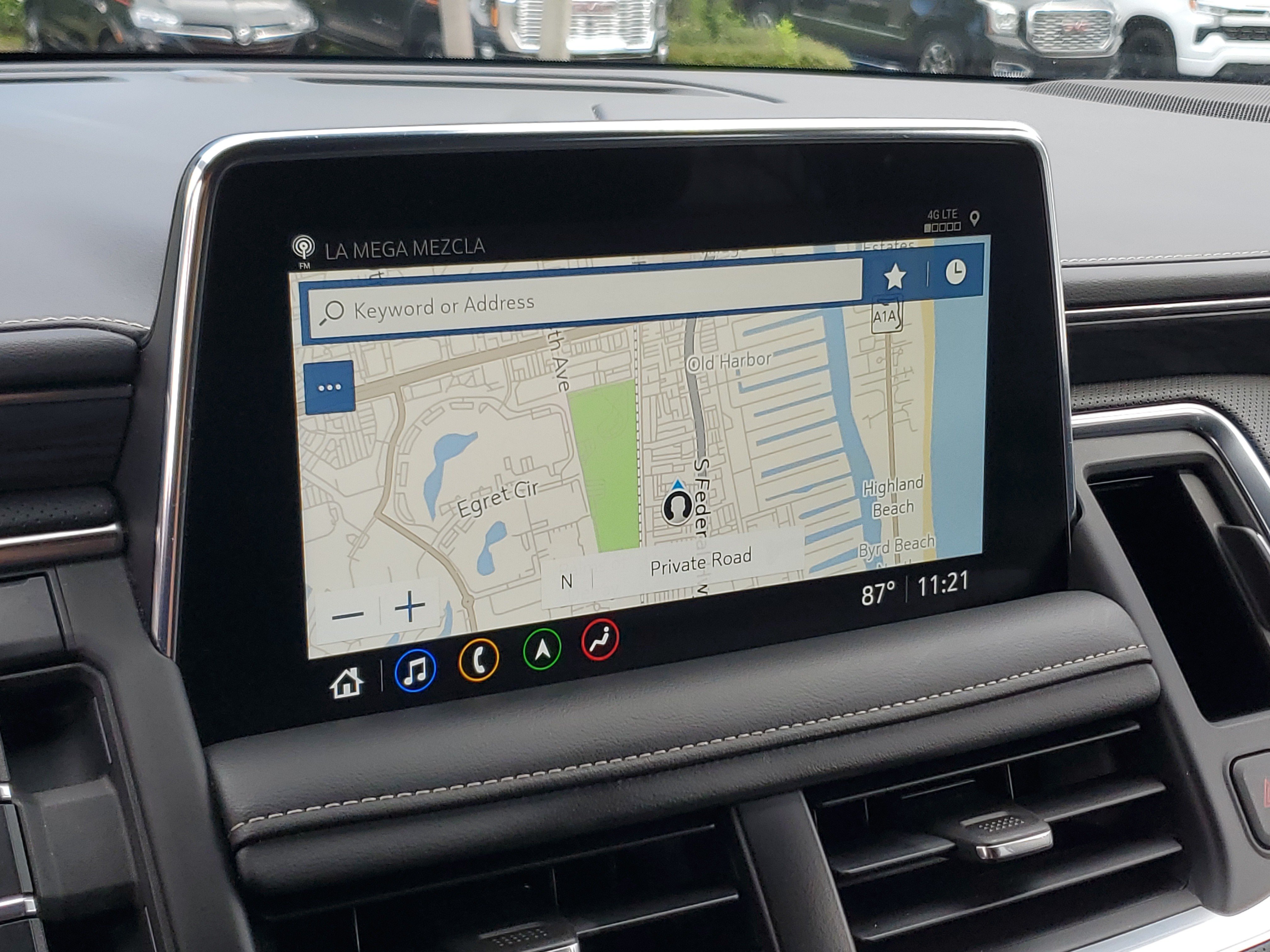 2021 GMC Yukon SLT - Photo 27