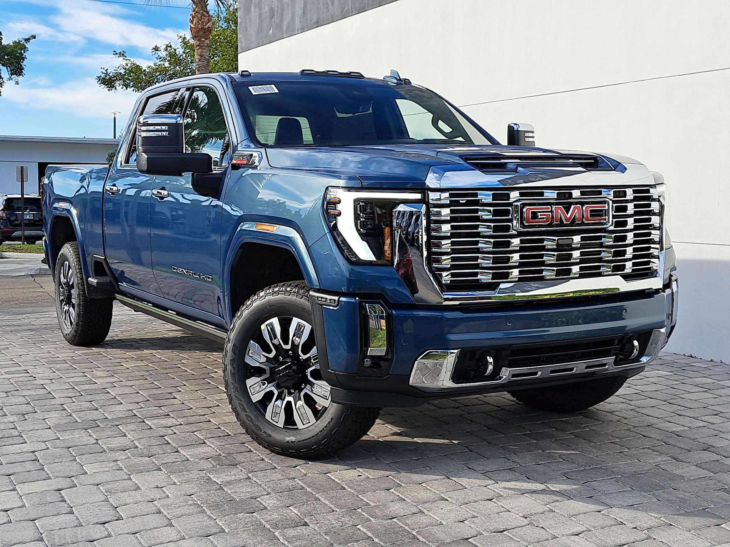 2026 GMC Sierra 2500HD Denali's photo