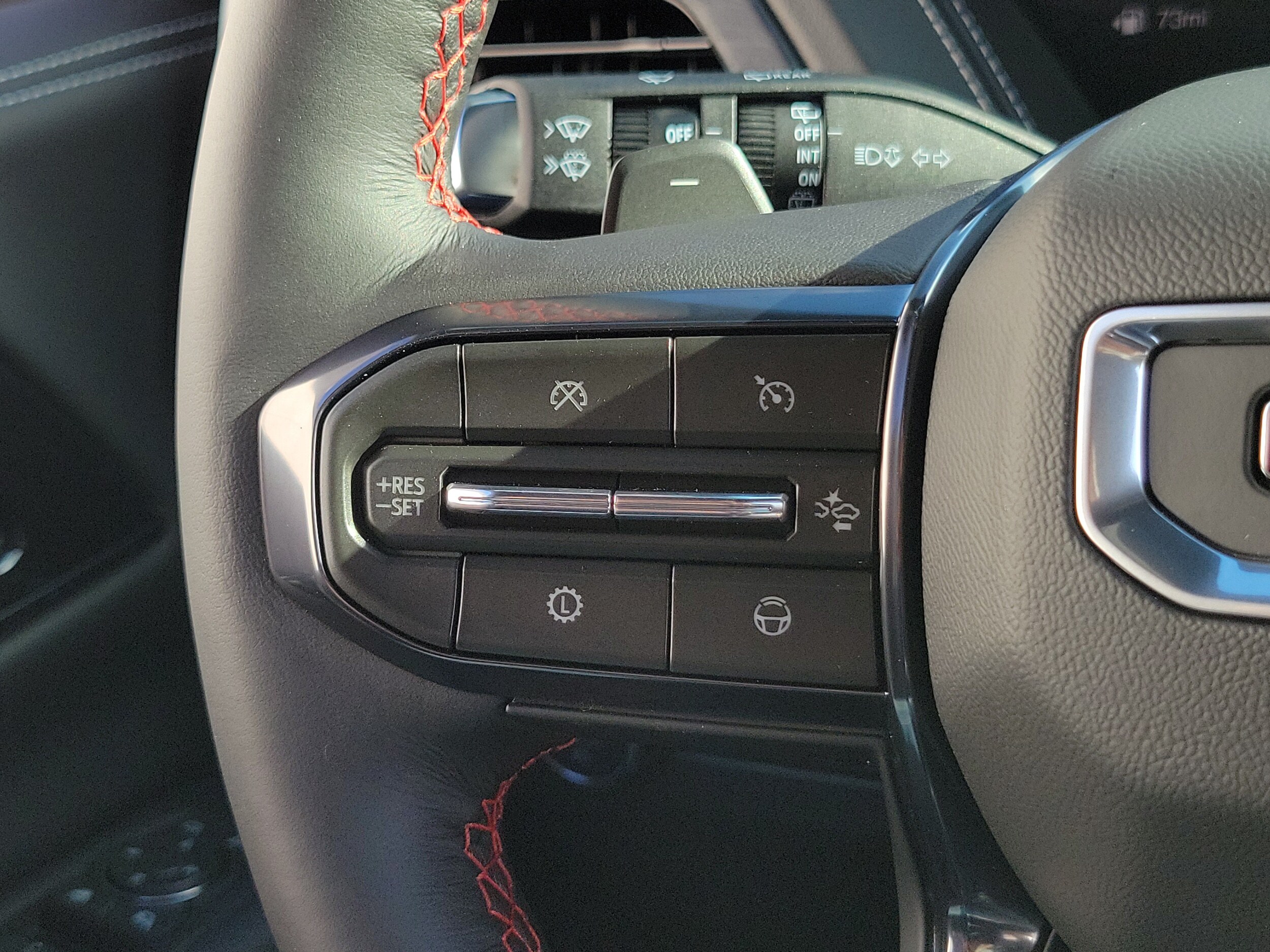 2026 GMC Yukon AT4 Ultimate - Photo 26