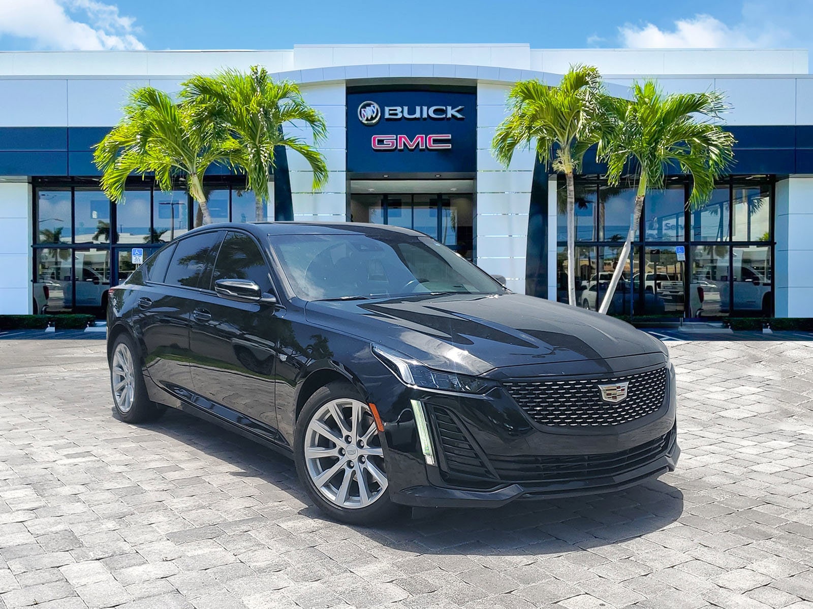 2023 Cadillac CT5 Luxury's photo
