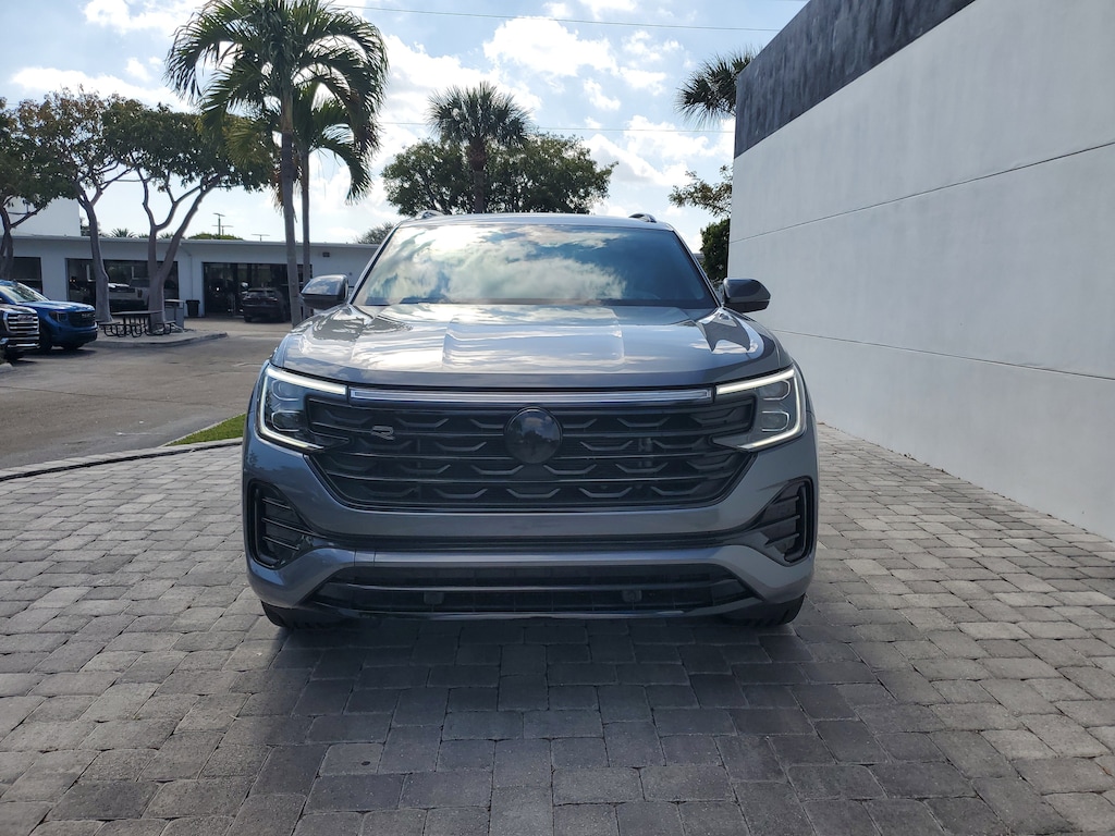 Used 2024 Volkswagen Atlas Cross Sport 2.0T SEL R-Line SUV