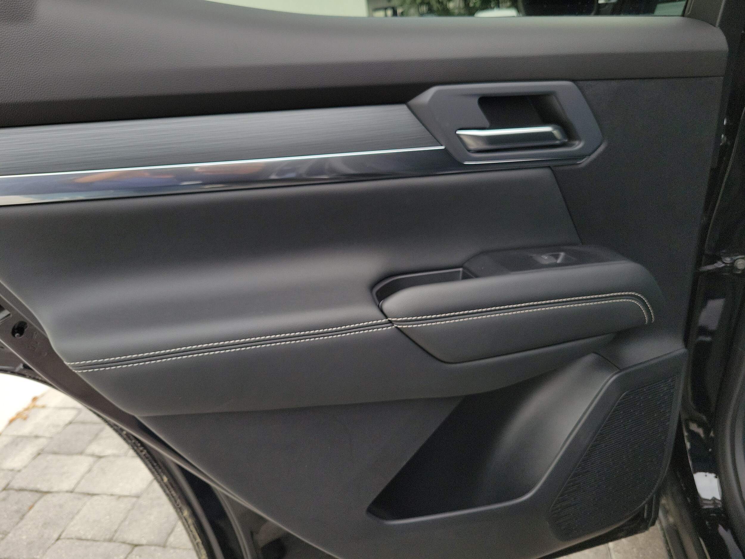 2027 GMC Terrain Elevation - Photo 12