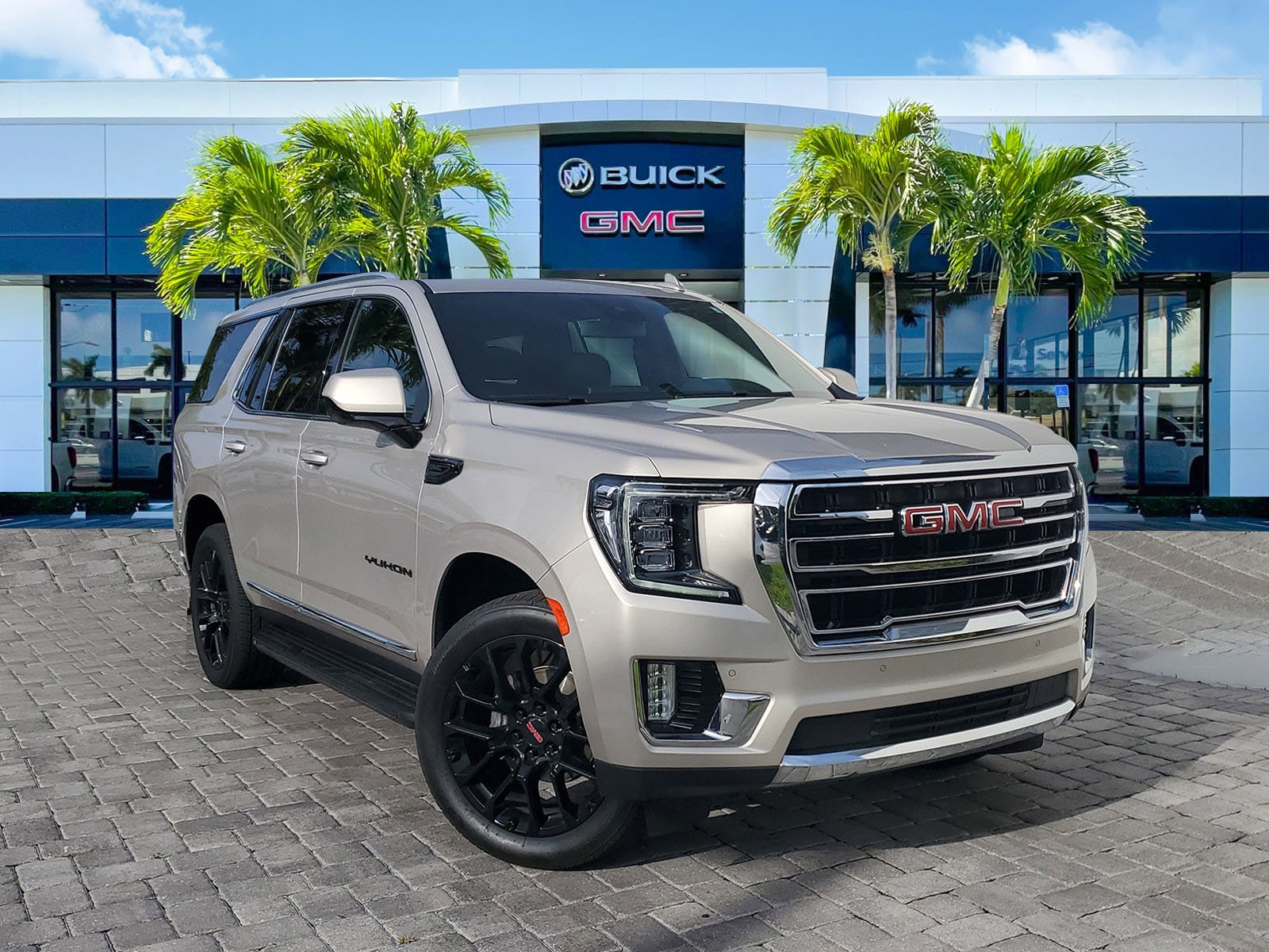 2023 GMC Yukon 2WD SLT's photo