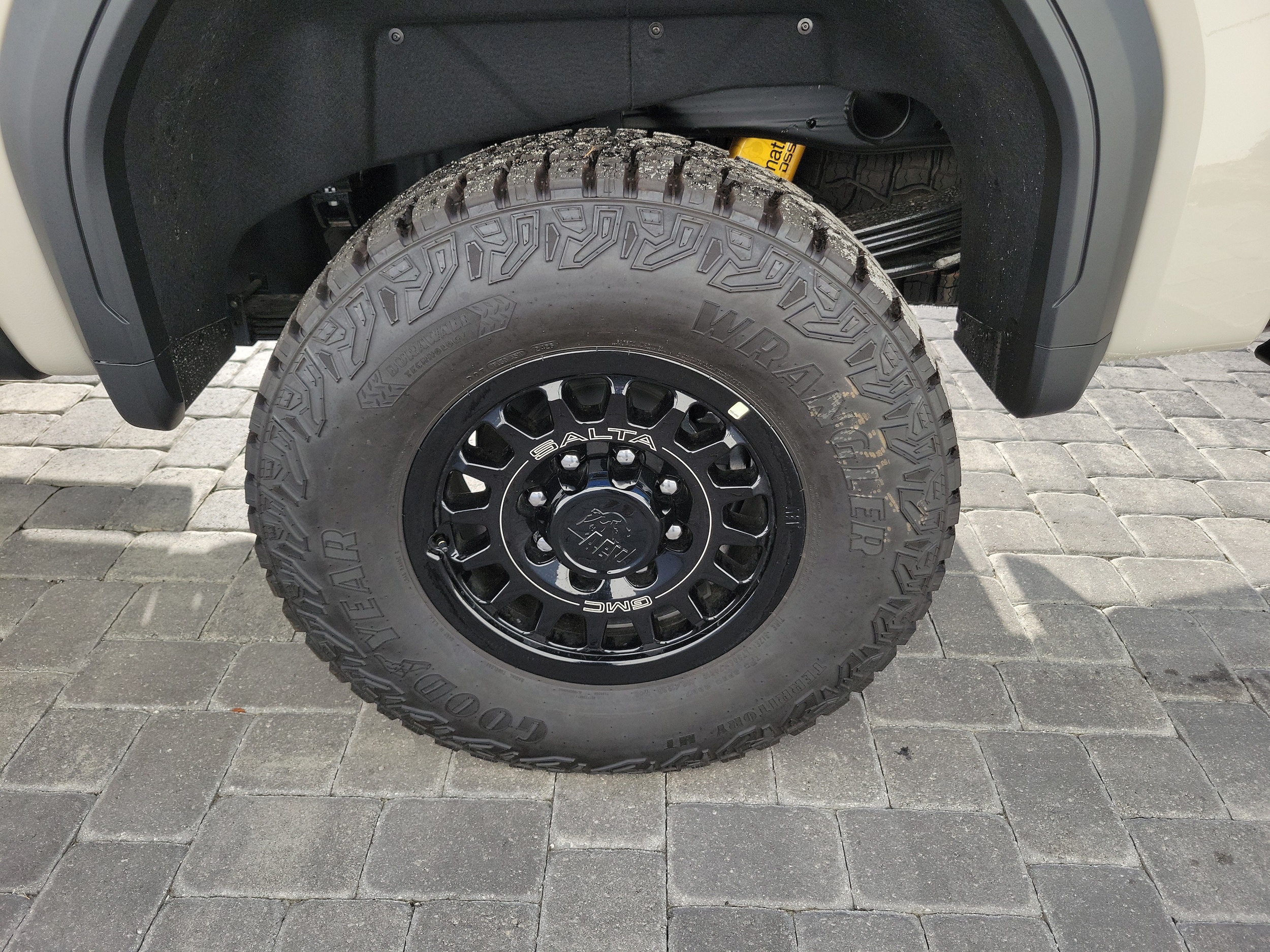 2026 GMC Sierra 2500HD AT4X - Photo 12