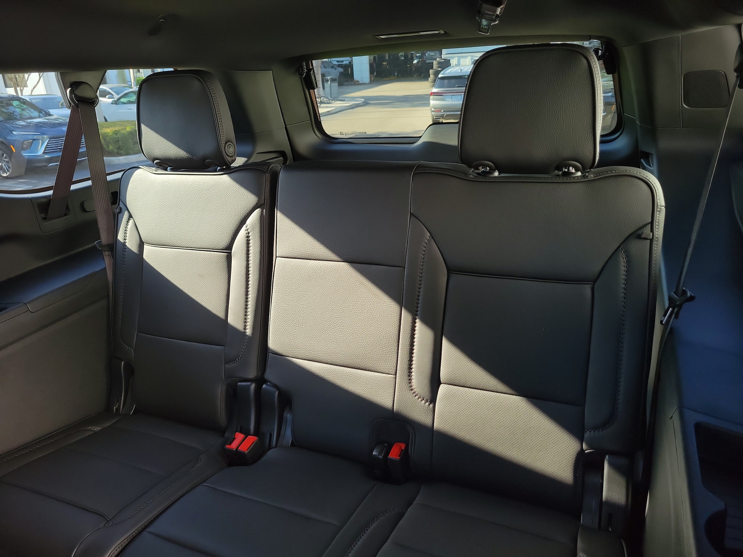 2026 GMC Yukon XL Denali - Photo 13