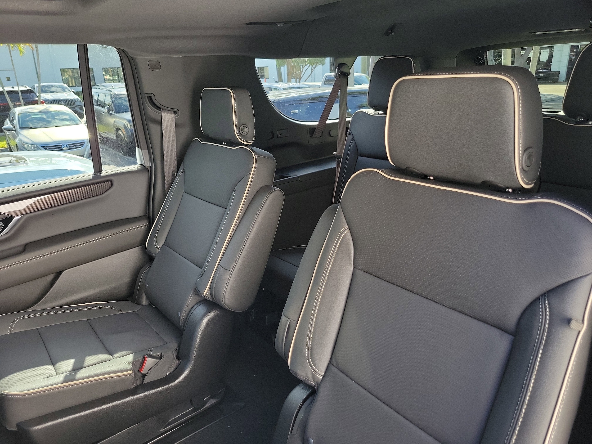 2026 GMC Yukon XL Elevation - Photo 14