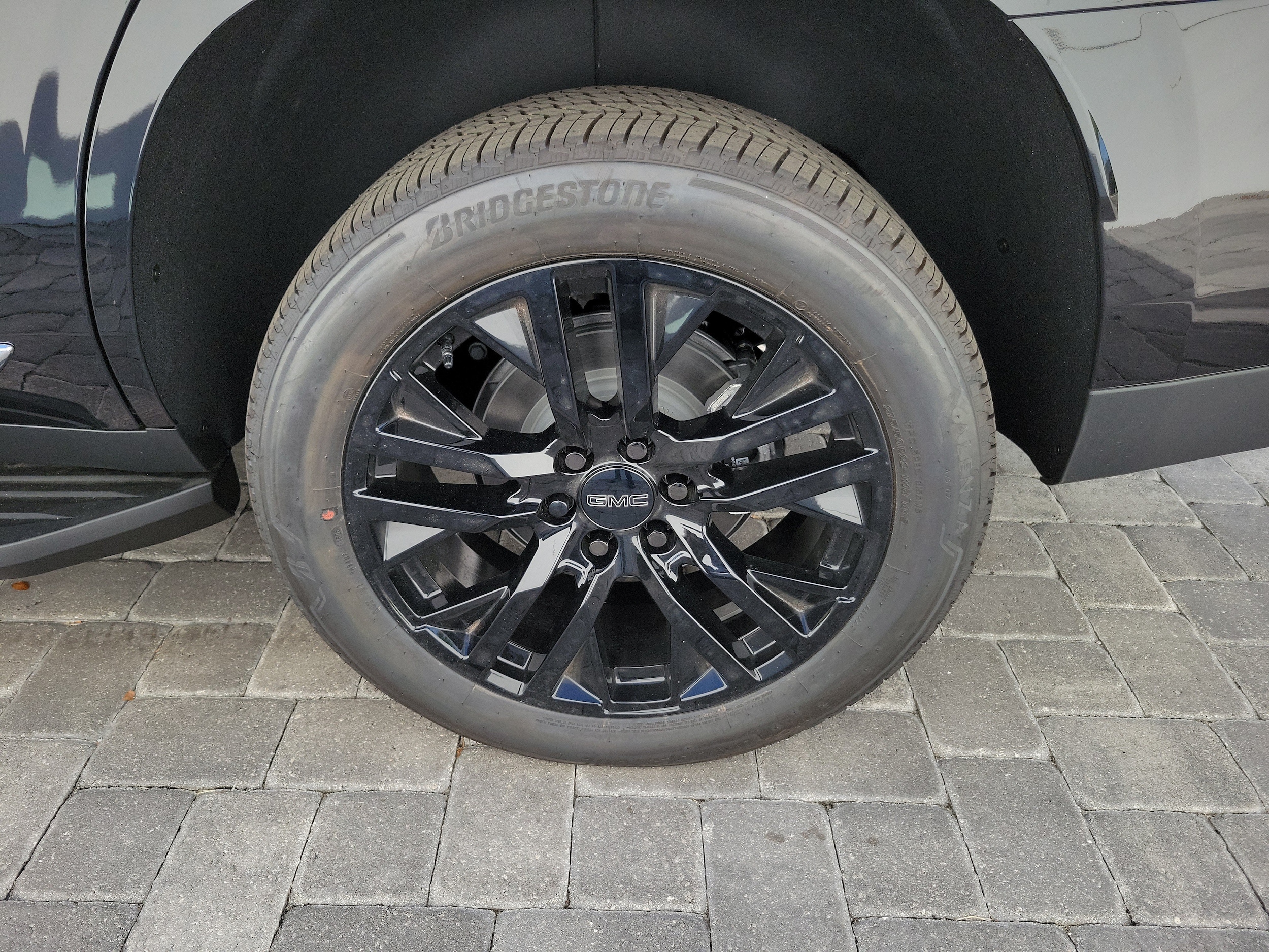2026 GMC Yukon Elevation - Photo 11
