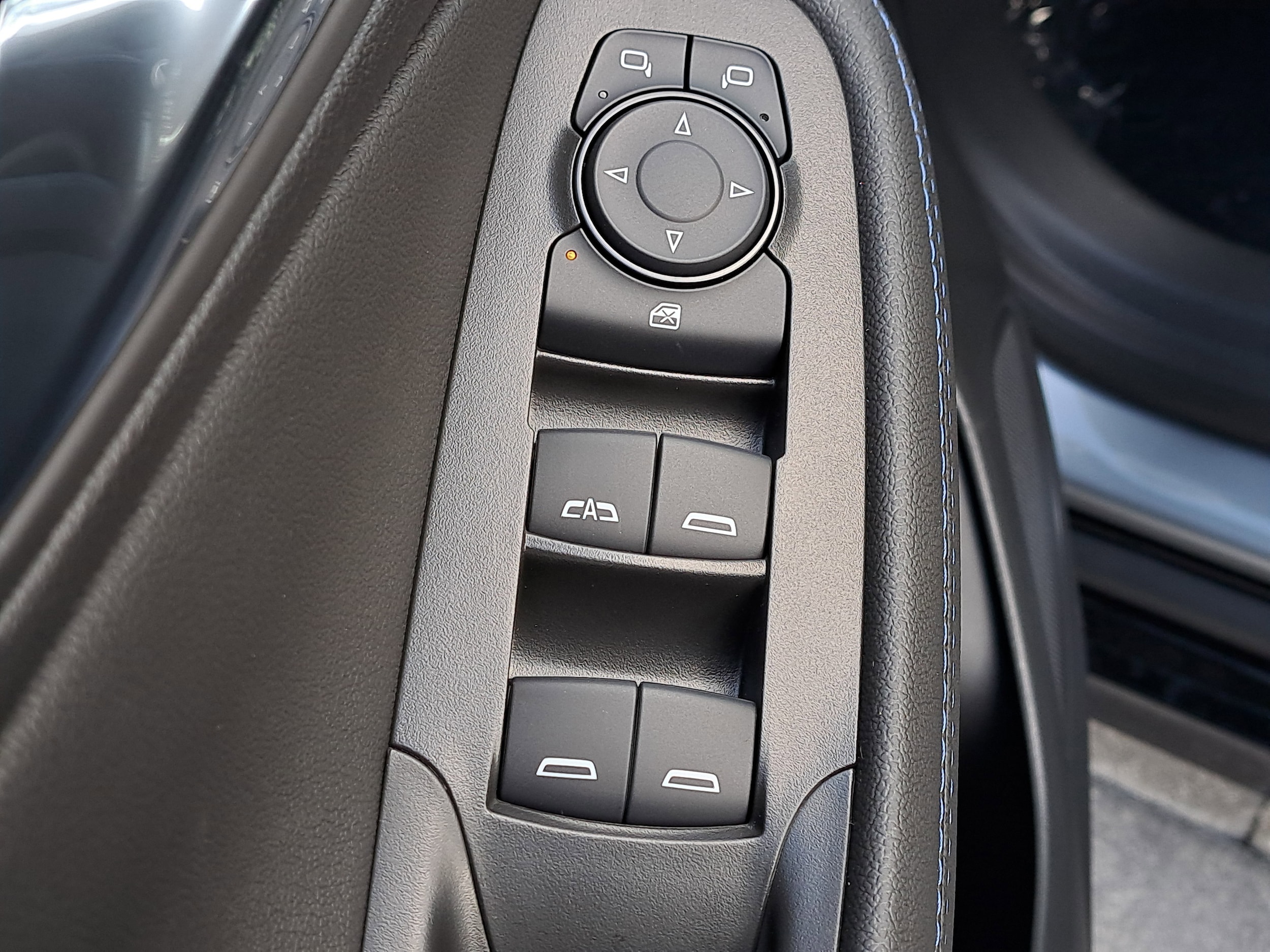 2026 Buick Encore GX Sport Touring - Photo 19