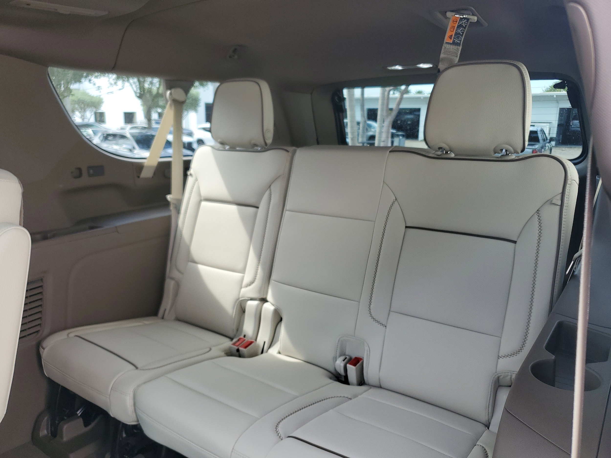 2026 GMC Yukon XL Denali - Photo 13