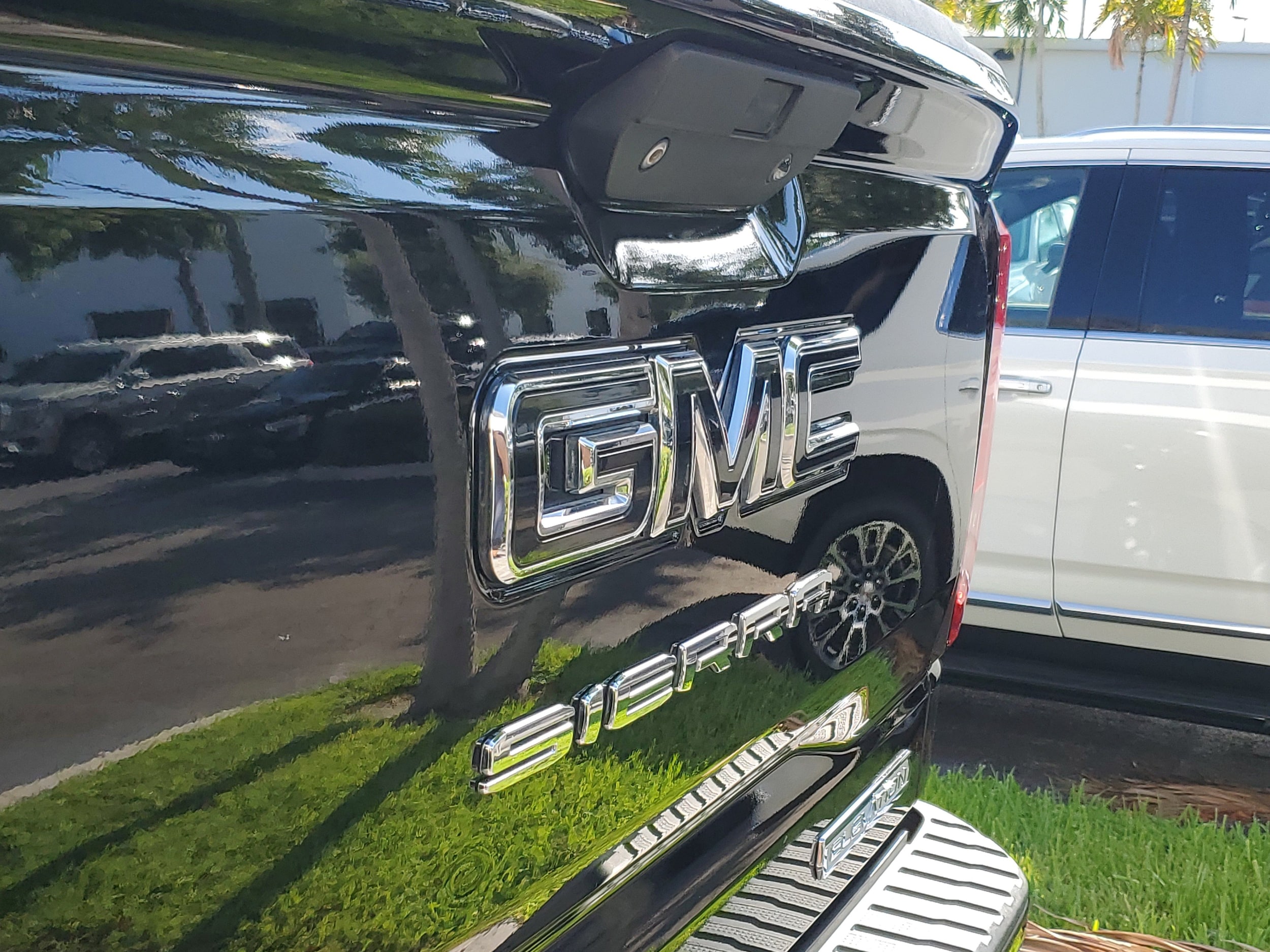 2020 GMC Sierra 1500 Elevation - Photo 9