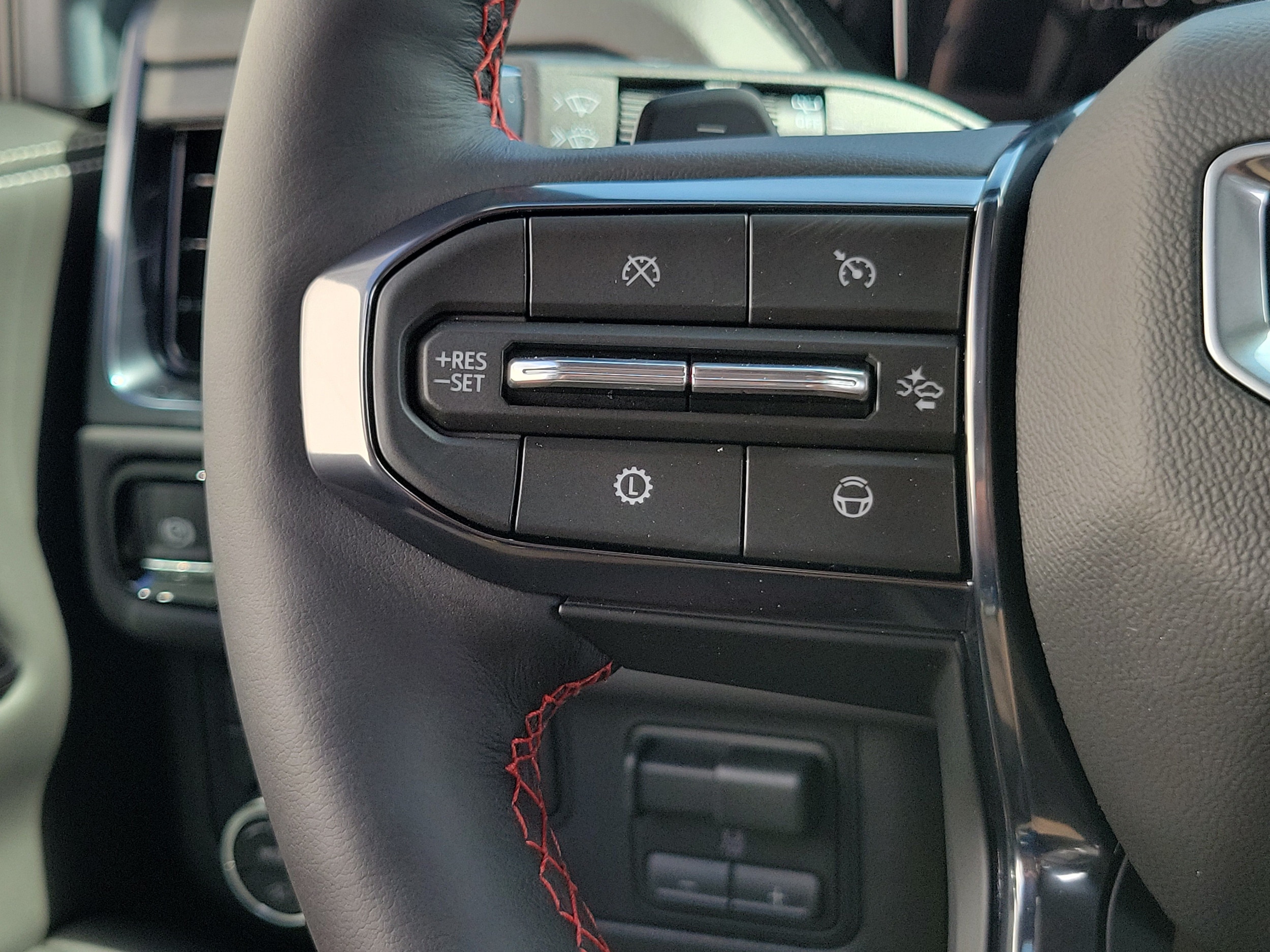 2026 GMC Yukon XL AT4 Ultimate - Photo 26