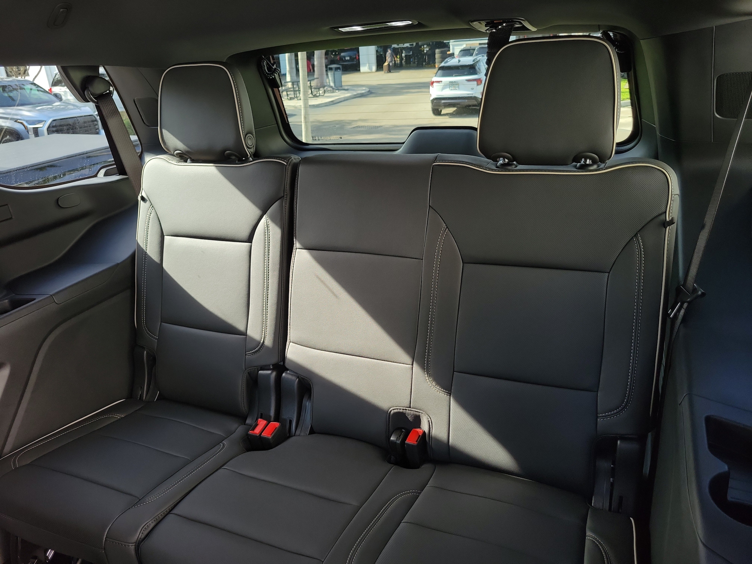 2026 GMC Yukon Elevation - Photo 13