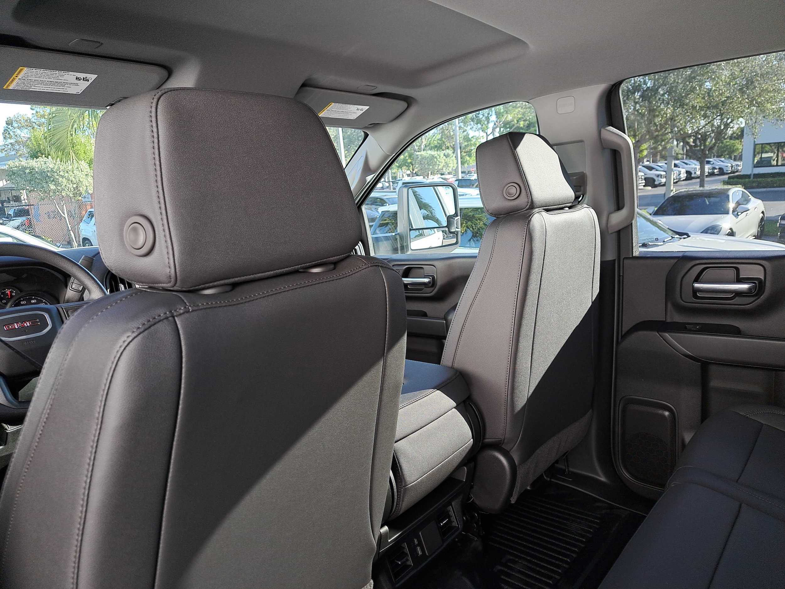 2026 GMC Sierra 2500HD Pro - Photo 13