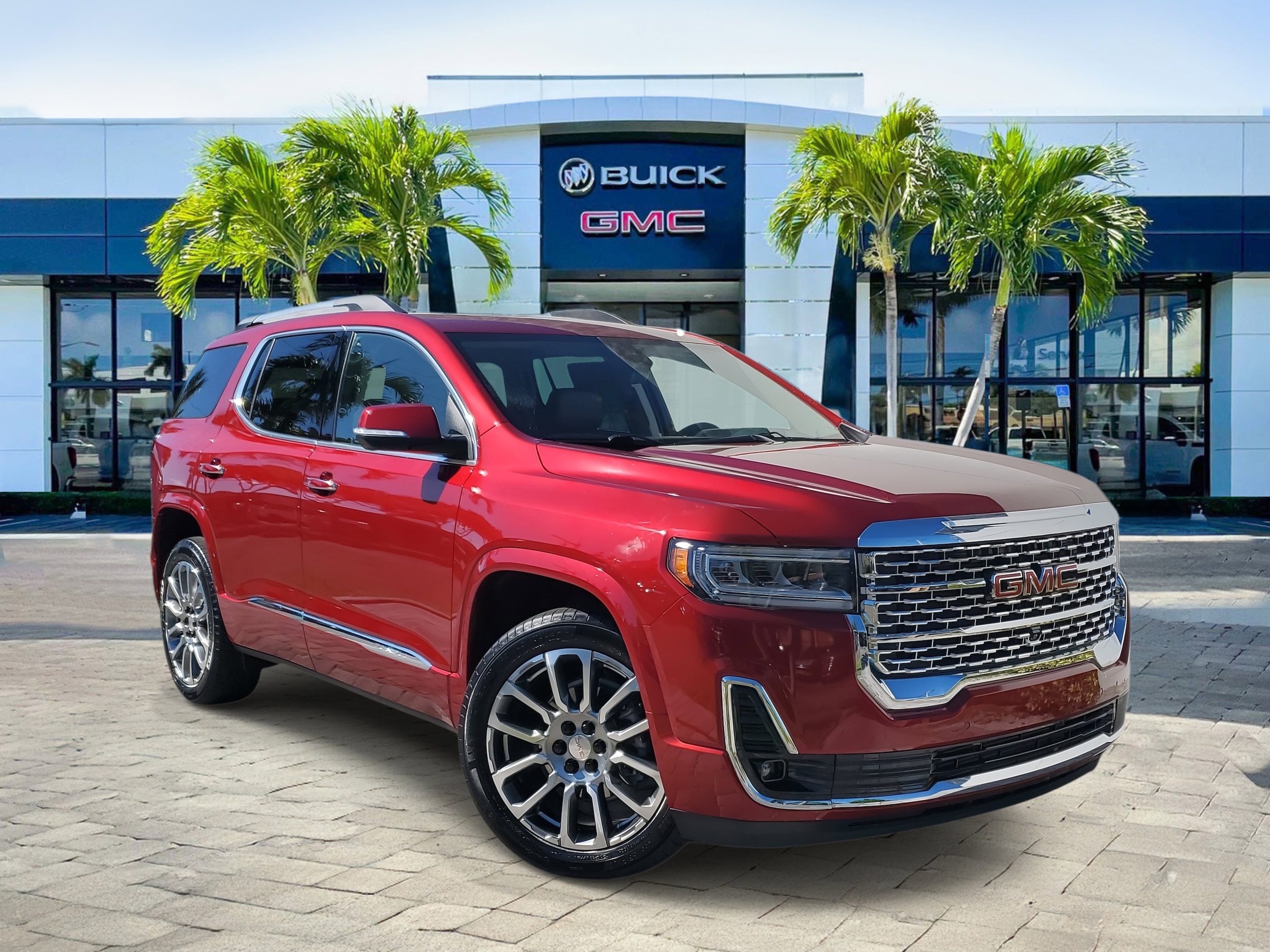 2023 GMC Acadia Denali's photo